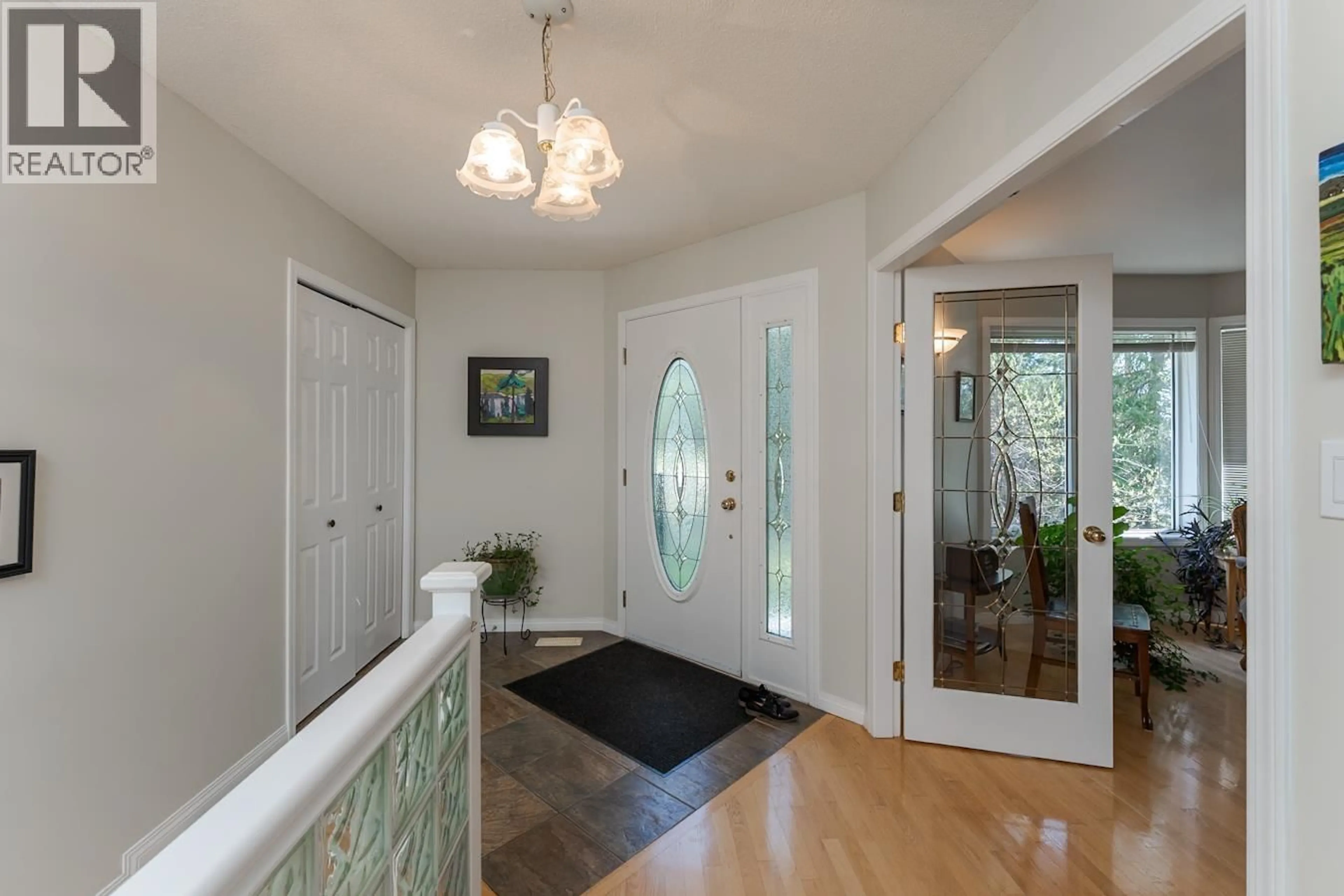 Indoor entryway for 4069 EVA PLACE, Prince George British Columbia V2K4Z4