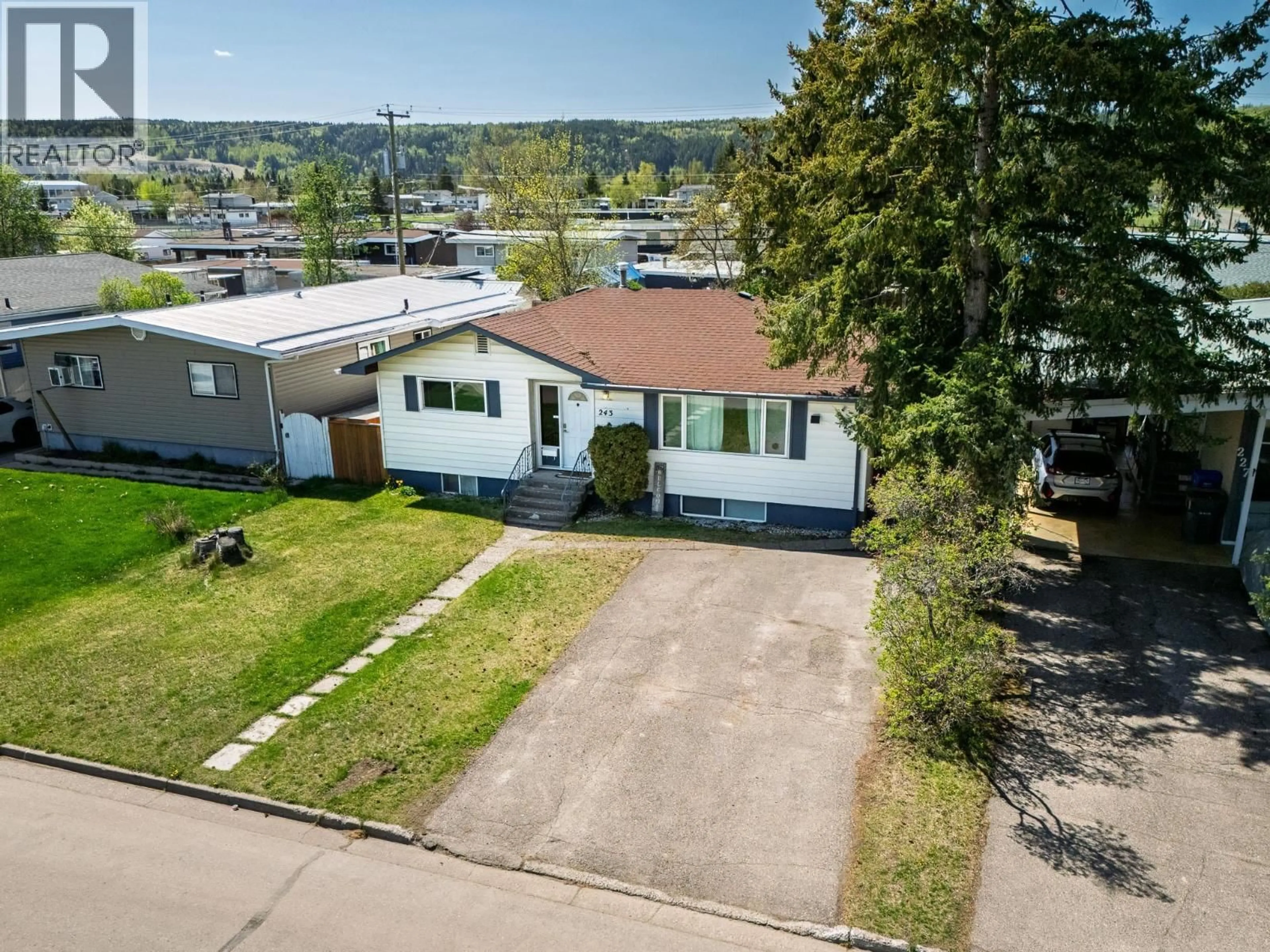 A pic from outside/outdoor area/front of a property/back of a property/a pic from drone, unknown for 243 NICHOLSON STREET, Prince George British Columbia V2M3L8