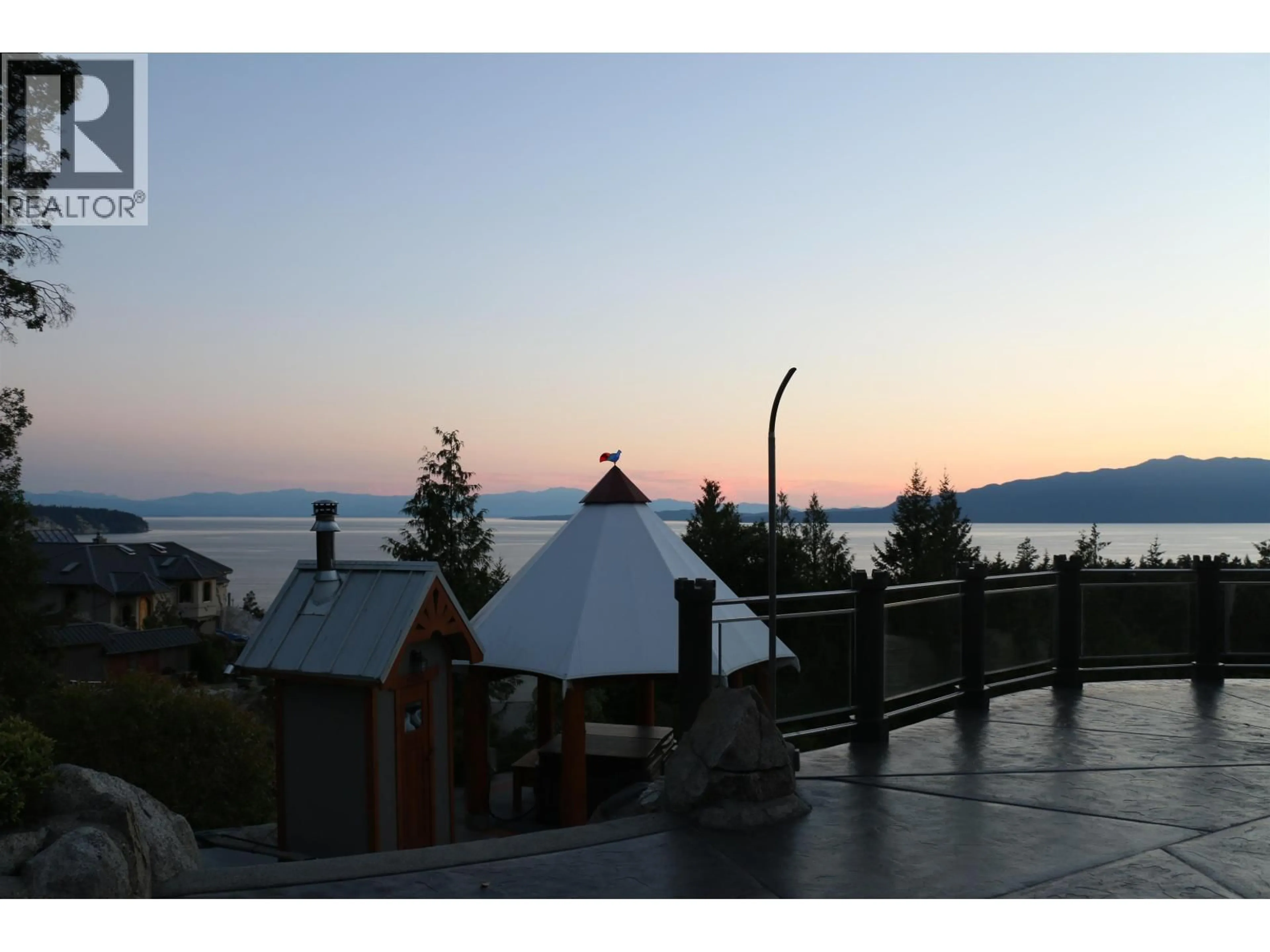 Unknown for 10664 WOOD BAY HEIGHTS ROAD, Halfmoon Bay British Columbia V7Z1B8