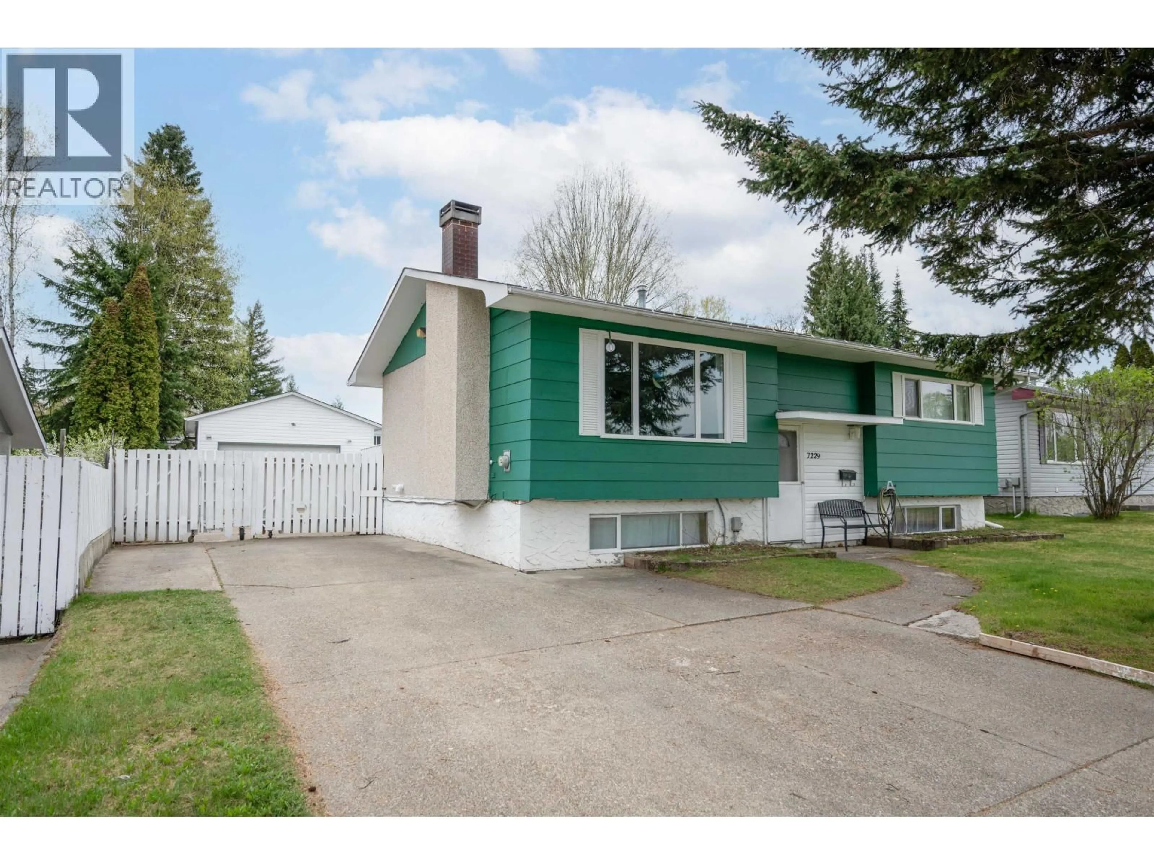 Home with vinyl exterior material, street for 7229 IMPERIAL CRESCENT, Prince George British Columbia V2N2W5