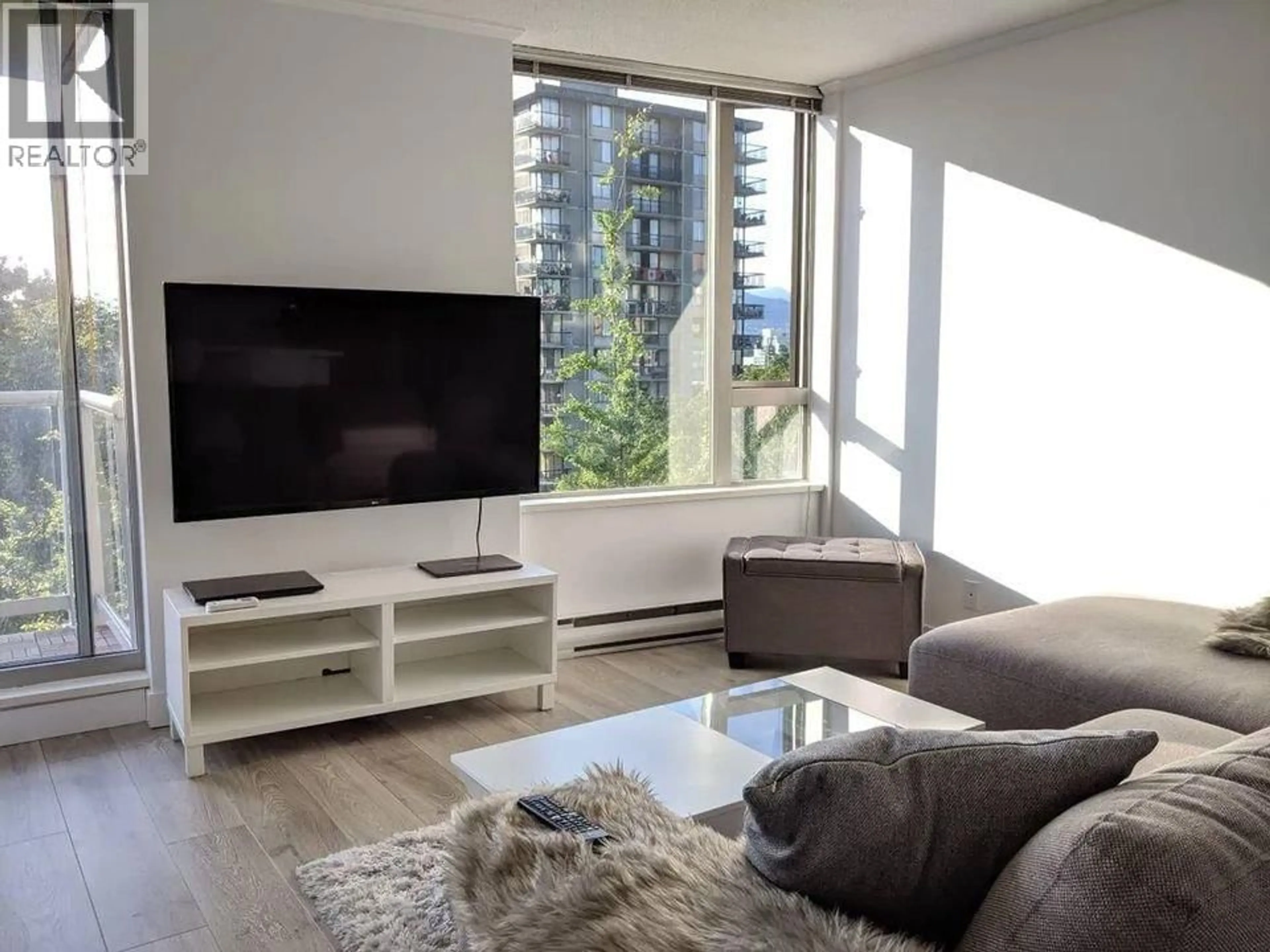 Living room with furniture, unknown for 601 - 1277 NELSON STREET, Vancouver British Columbia V6E4M8