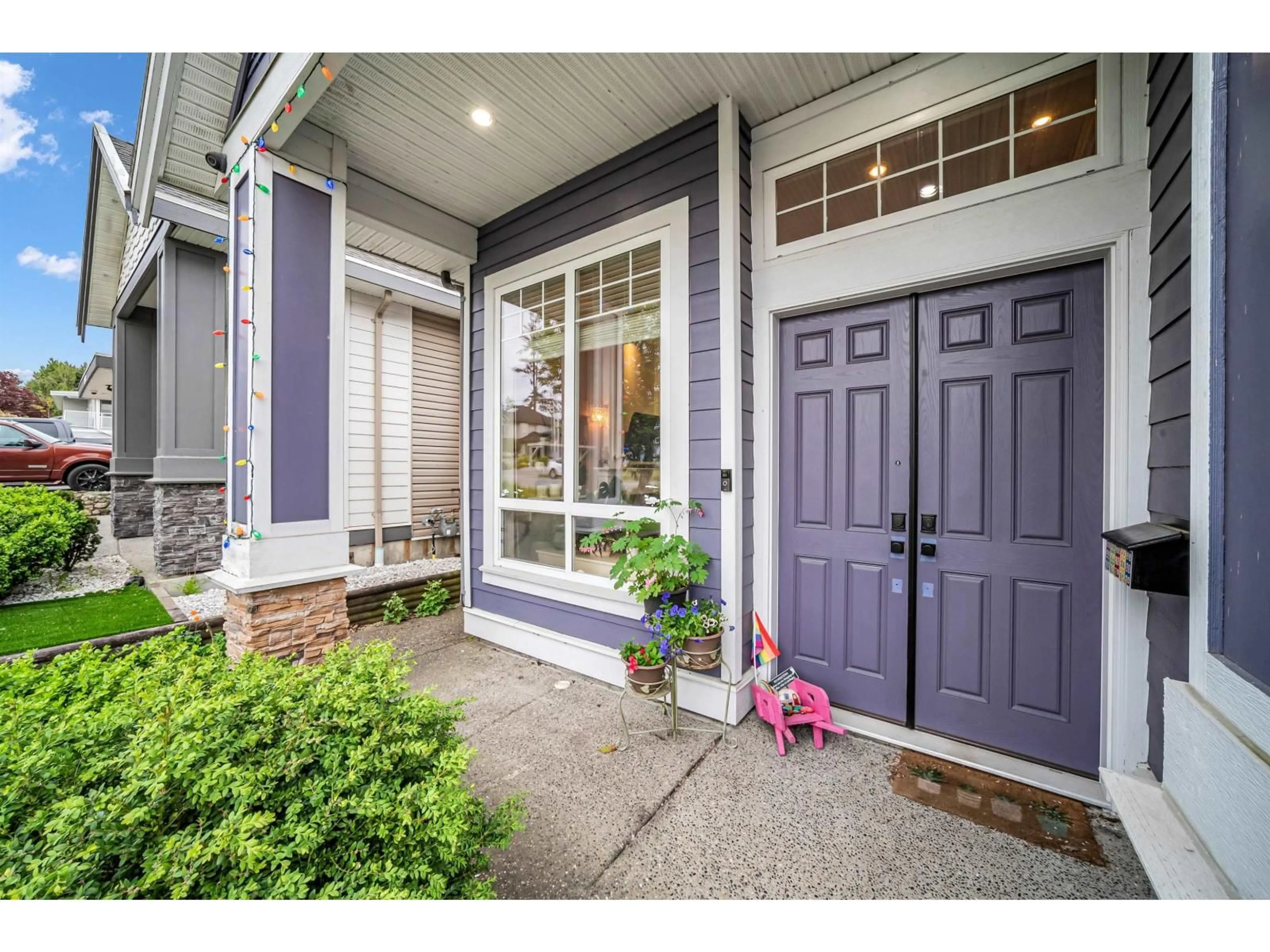 Indoor entryway for 11430 81A AVENUE, Delta British Columbia V4C2A6