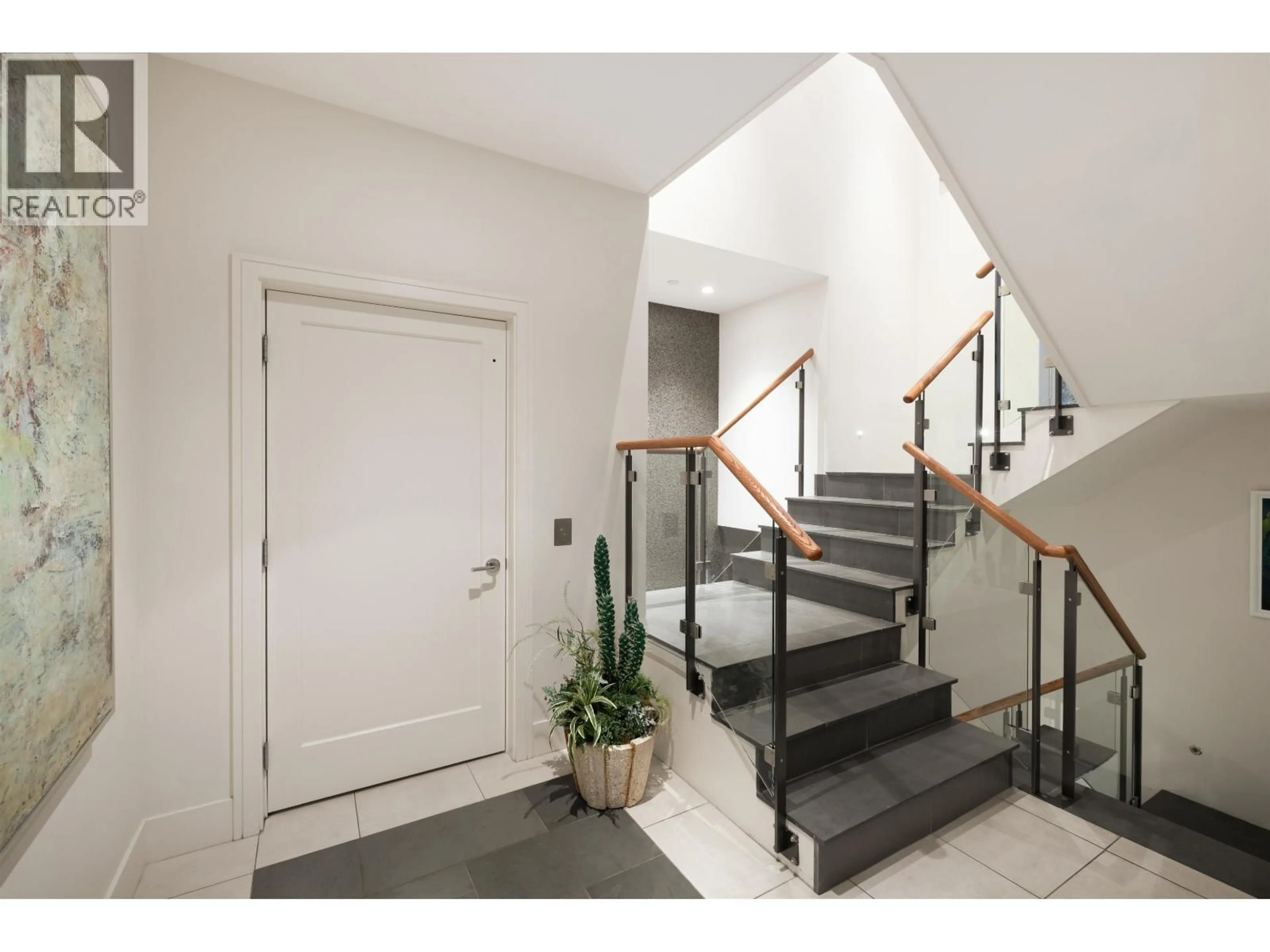 Indoor foyer for PH2 - 2245 TWIN CREEK PLACE, West Vancouver British Columbia V7S3K4