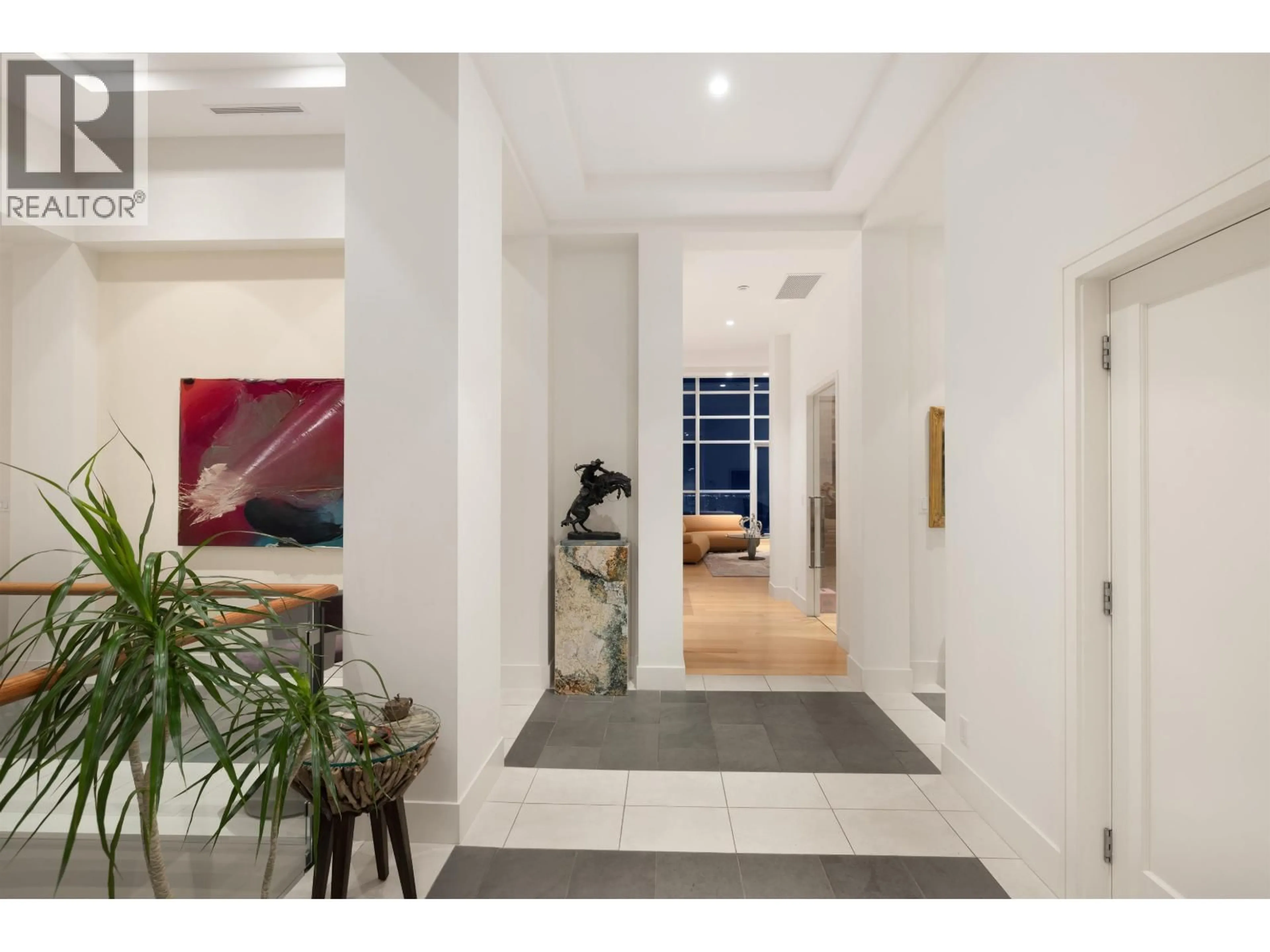 Indoor foyer for PH2 - 2245 TWIN CREEK PLACE, West Vancouver British Columbia V7S3K4
