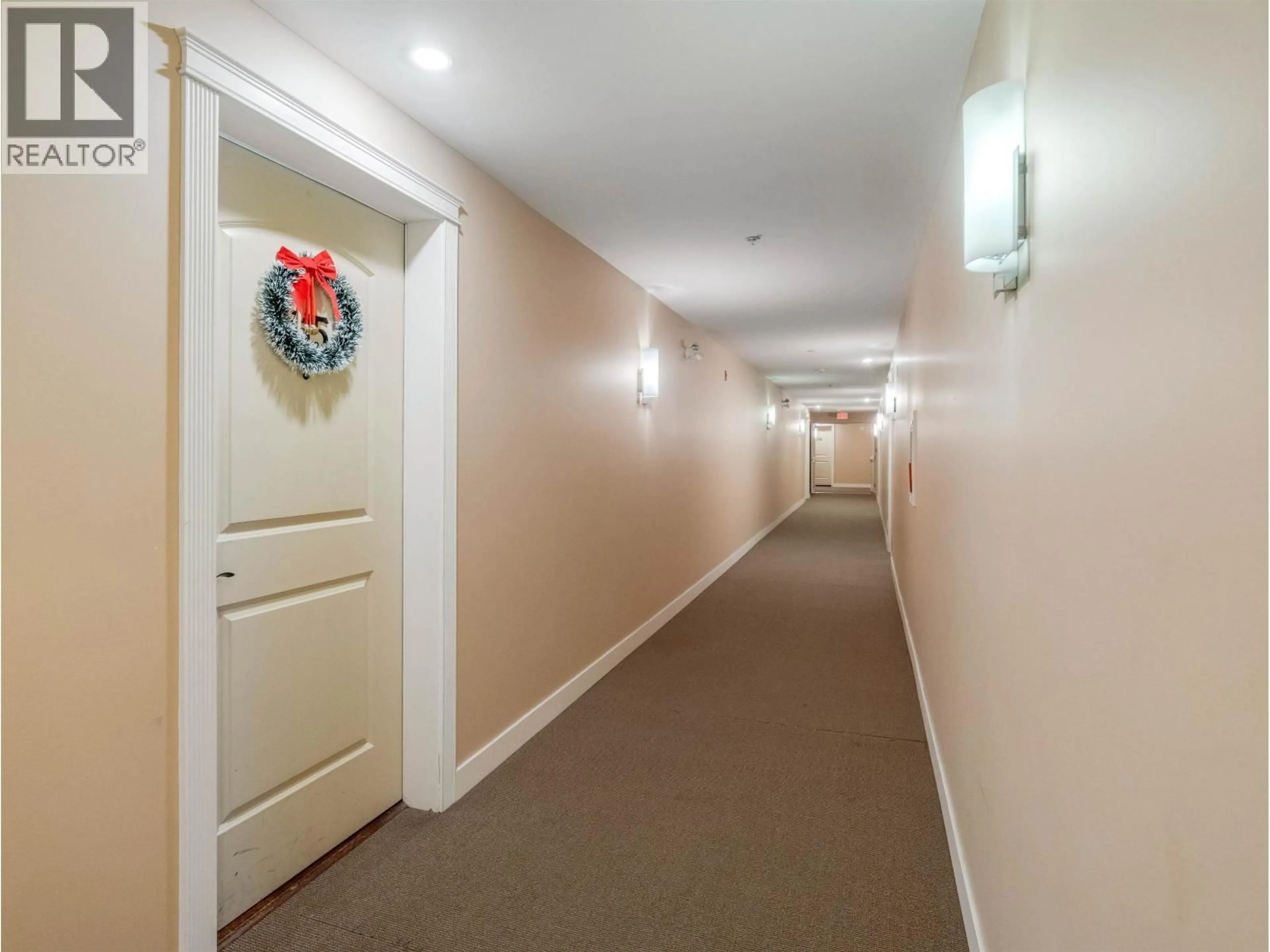 Indoor foyer for 315 - 11935 BURNETT STREET, Maple Ridge British Columbia V2X9A9