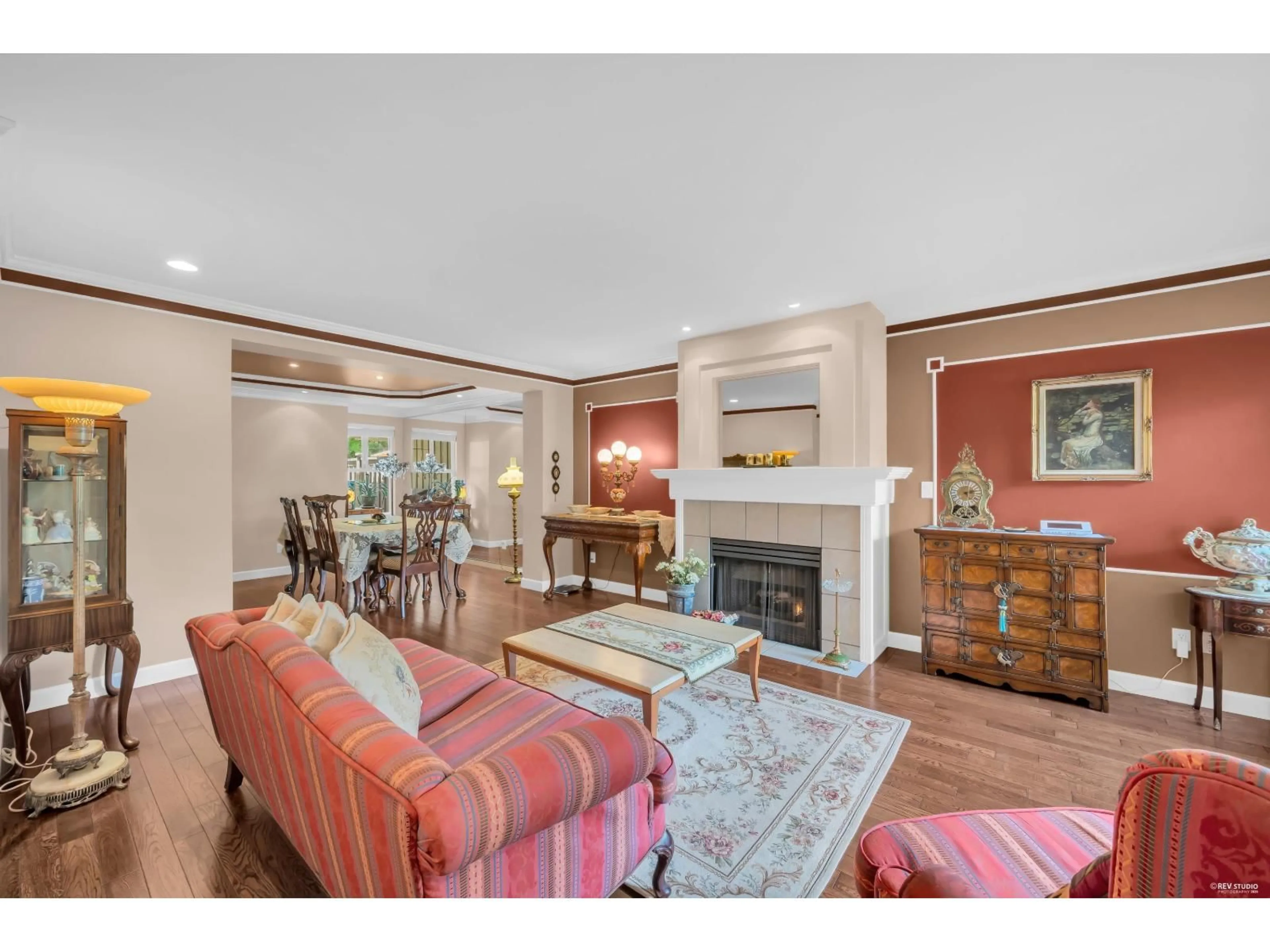 Living room with furniture, unknown for 44 - 15860 82 AVENUE, Surrey British Columbia V4N0S8