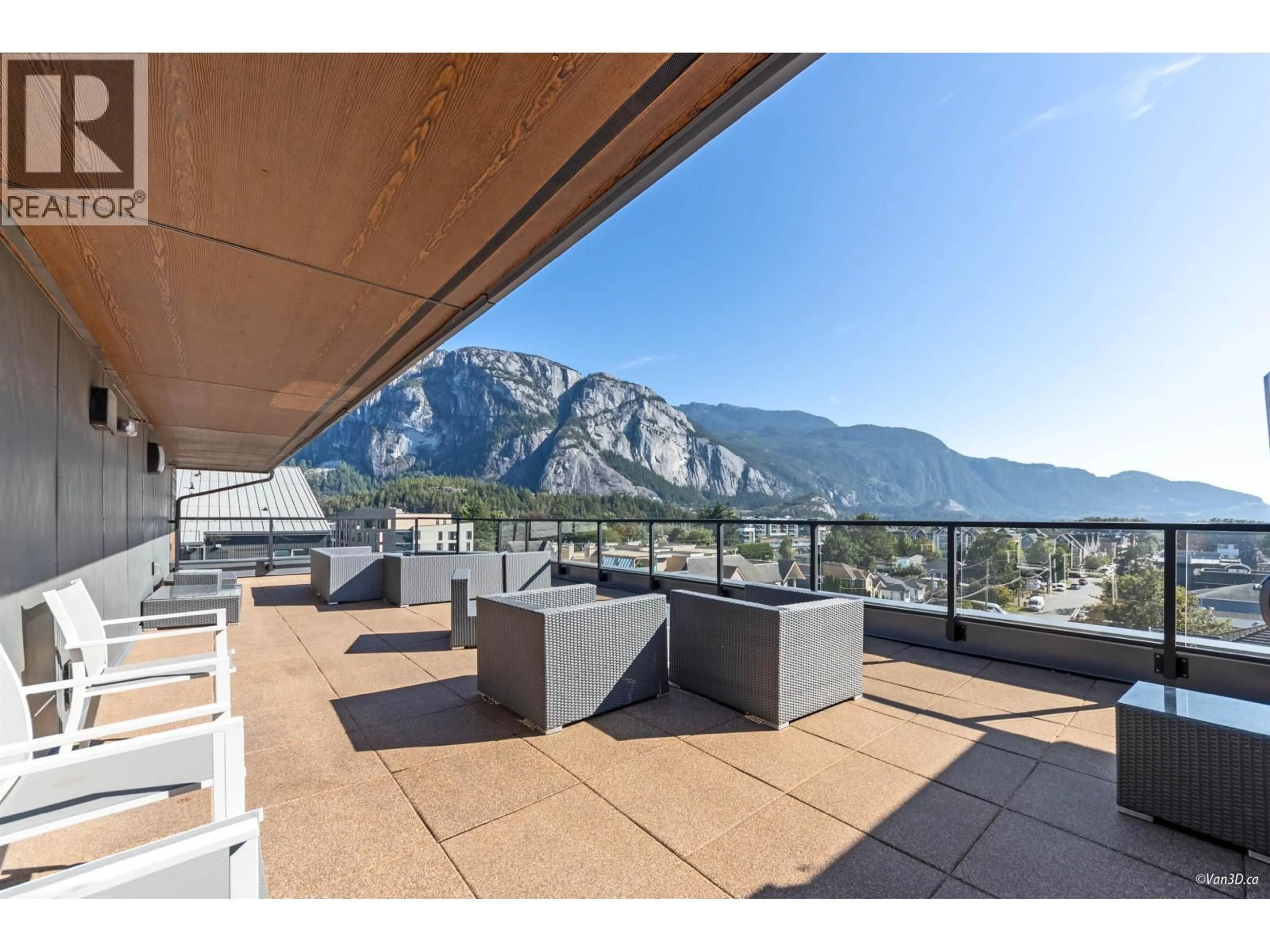 Balcony in the apartment, mountain view for 602 - 38013 THIRD AVENUE, Squamish British Columbia V8B0Z8