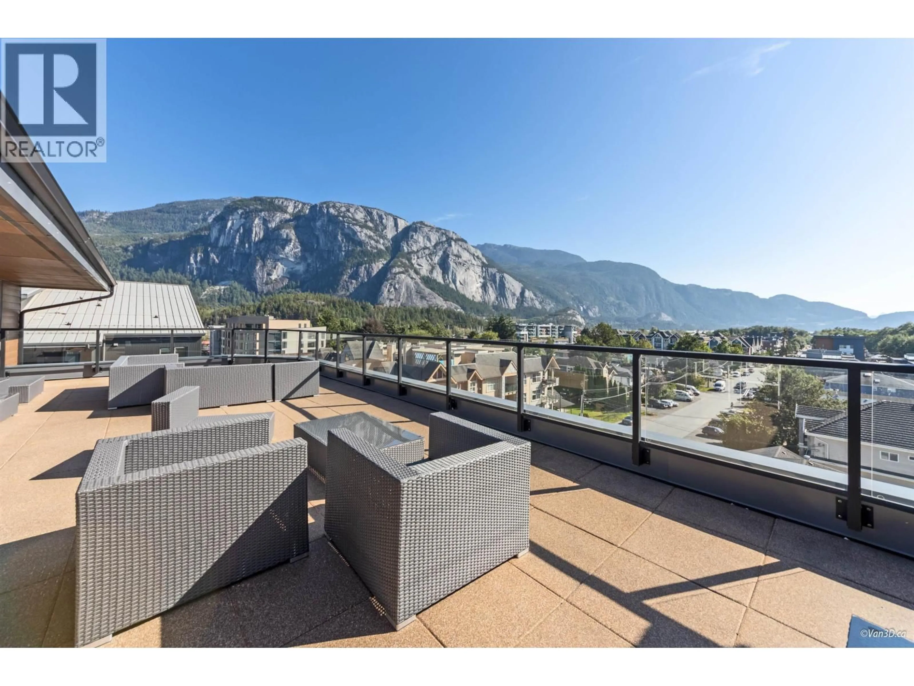 Balcony in the apartment, mountain view for 602 - 38013 THIRD AVENUE, Squamish British Columbia V8B0Z8