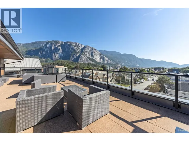 602 - 38013 THIRD AVENUE, Squamish 2