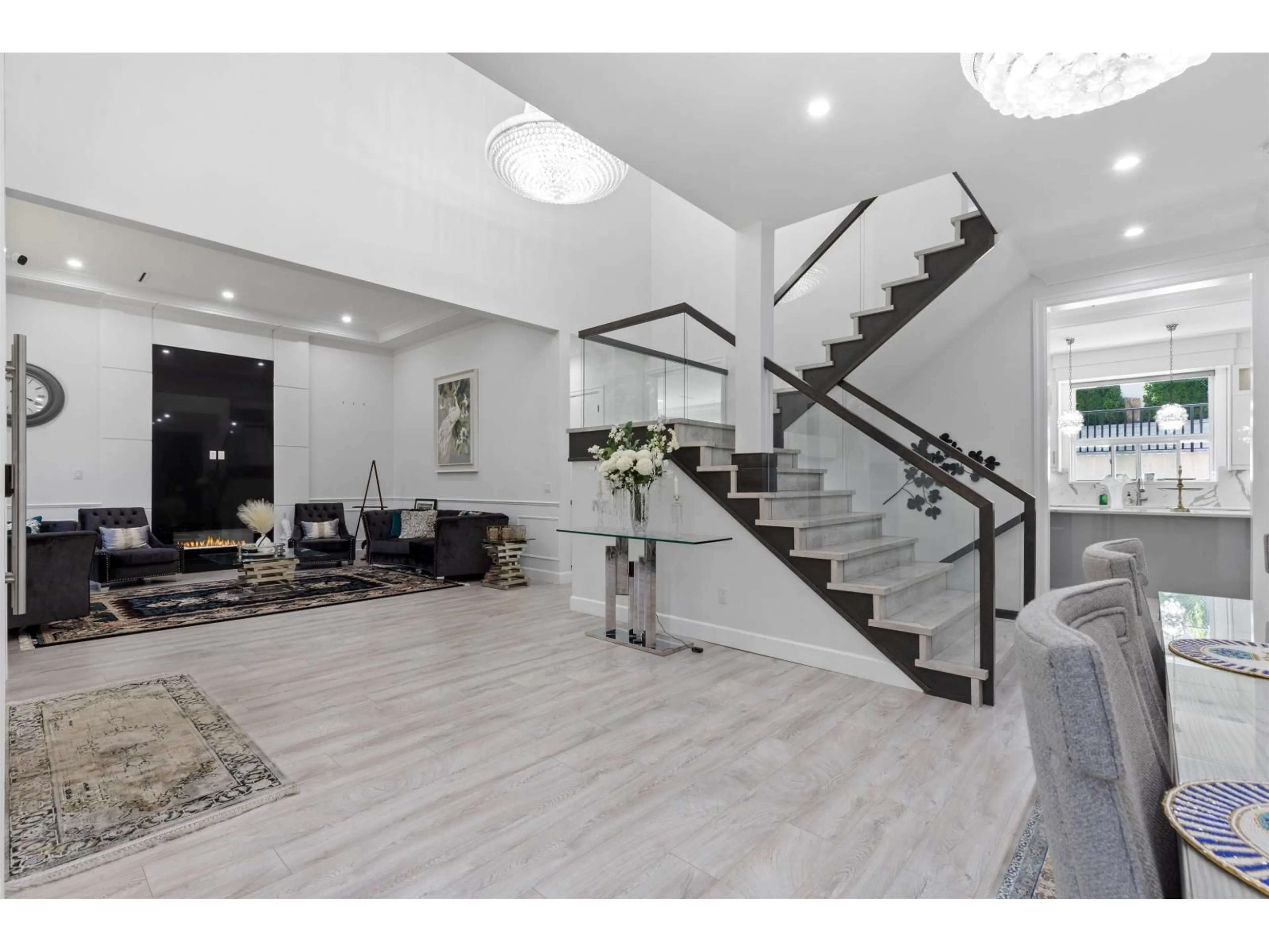 Unknown for 14678 ST ANDREWS DRIVE, Surrey British Columbia V3R5V4