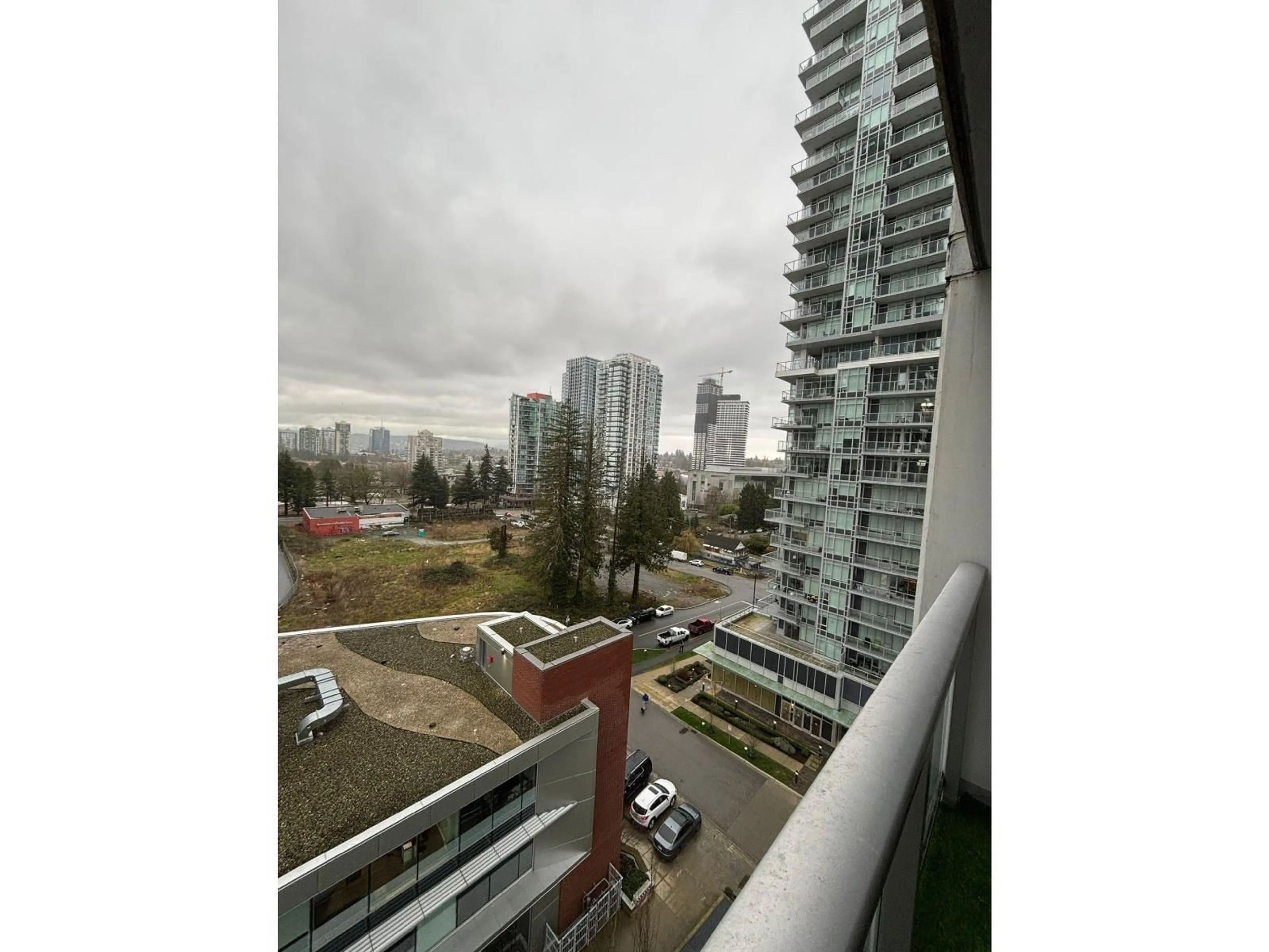 Balcony in the apartment, city buildings view from balcony for 1103 - 13325 102A AVENUE, Surrey British Columbia V3T0J5