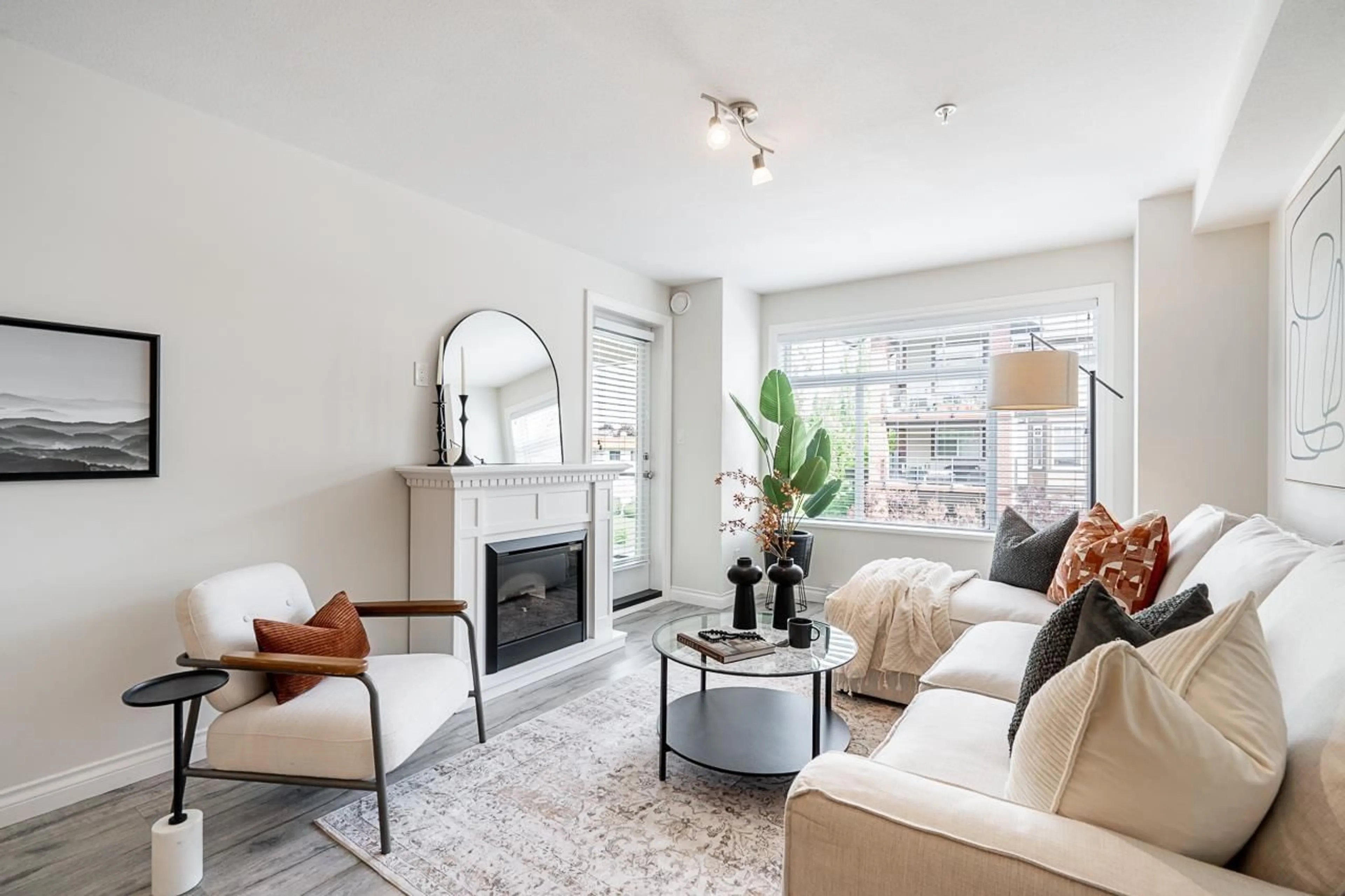Living room with furniture, unknown for 323 - 5650 201A STREET, Langley British Columbia V3A0B3
