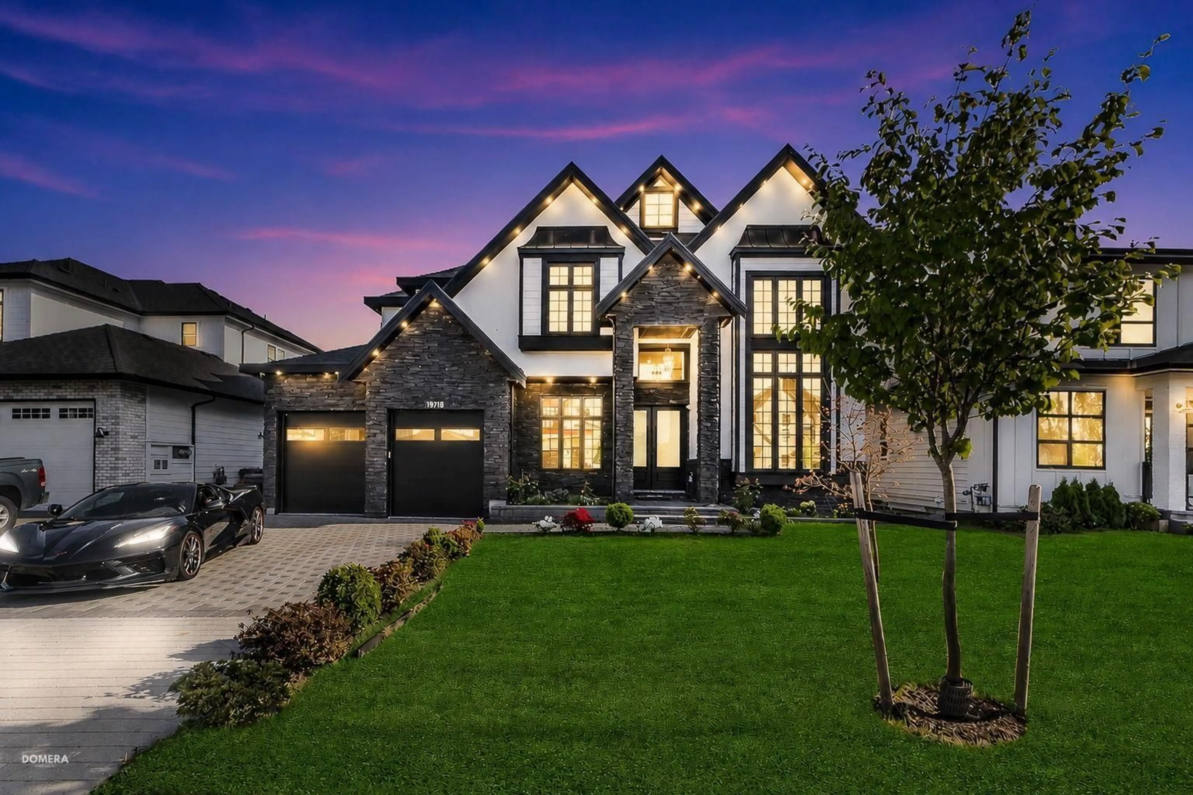Home with brick exterior material, street for 19718 33 AVENUE, Langley British Columbia V3A0N9