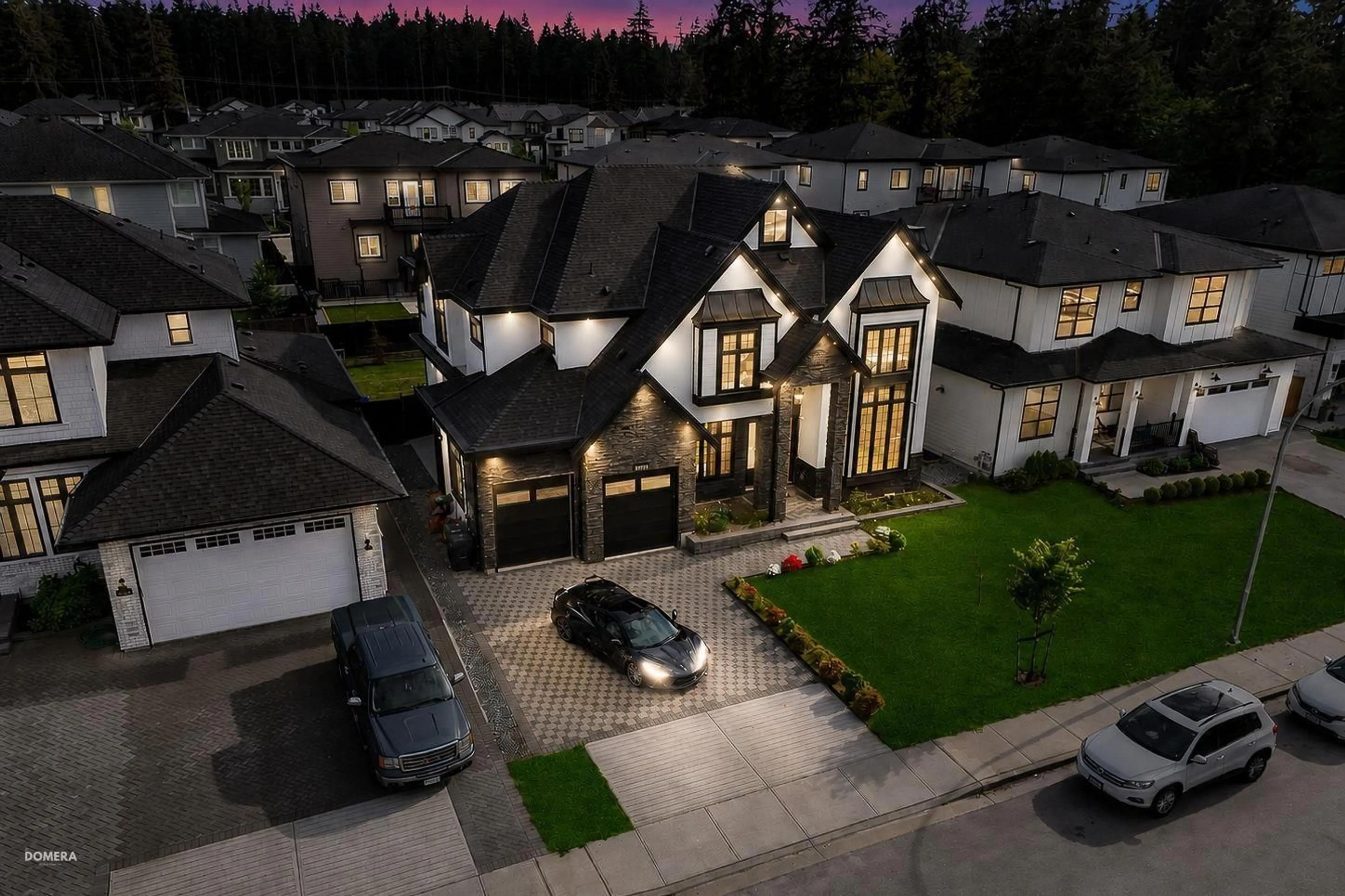 A pic from outside/outdoor area/front of a property/back of a property/a pic from drone, street for 19718 33 AVENUE, Langley British Columbia V3A0N9