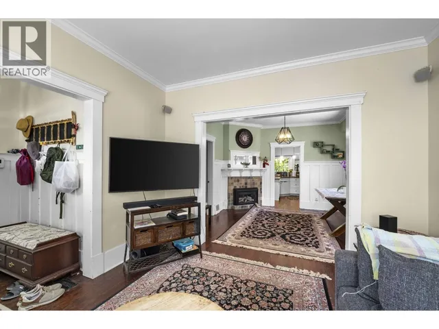 3707 INVERNESS STREET, Vancouver 5