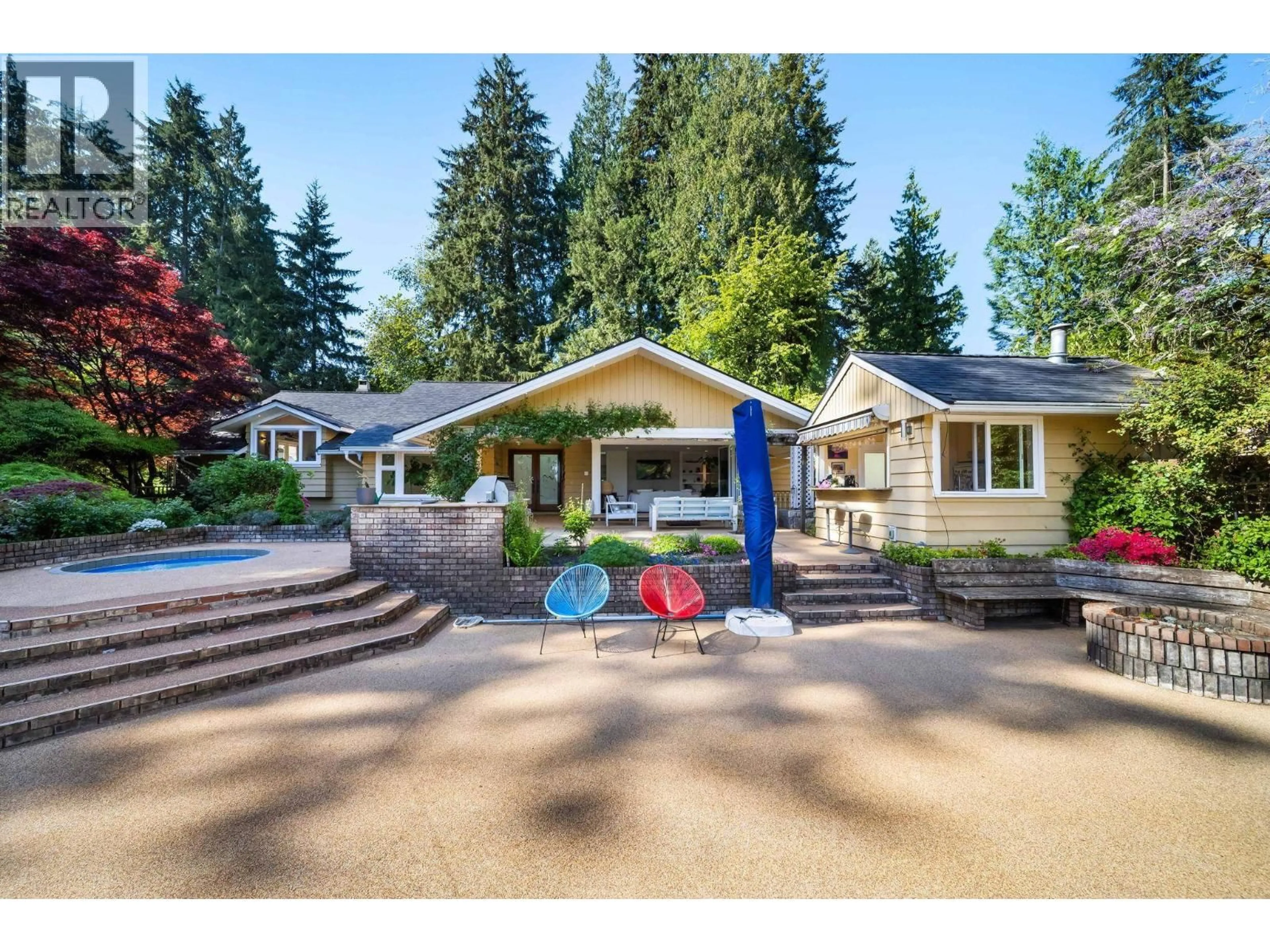 Unknown for 537 EASTCOT ROAD, West Vancouver British Columbia V7S1E5