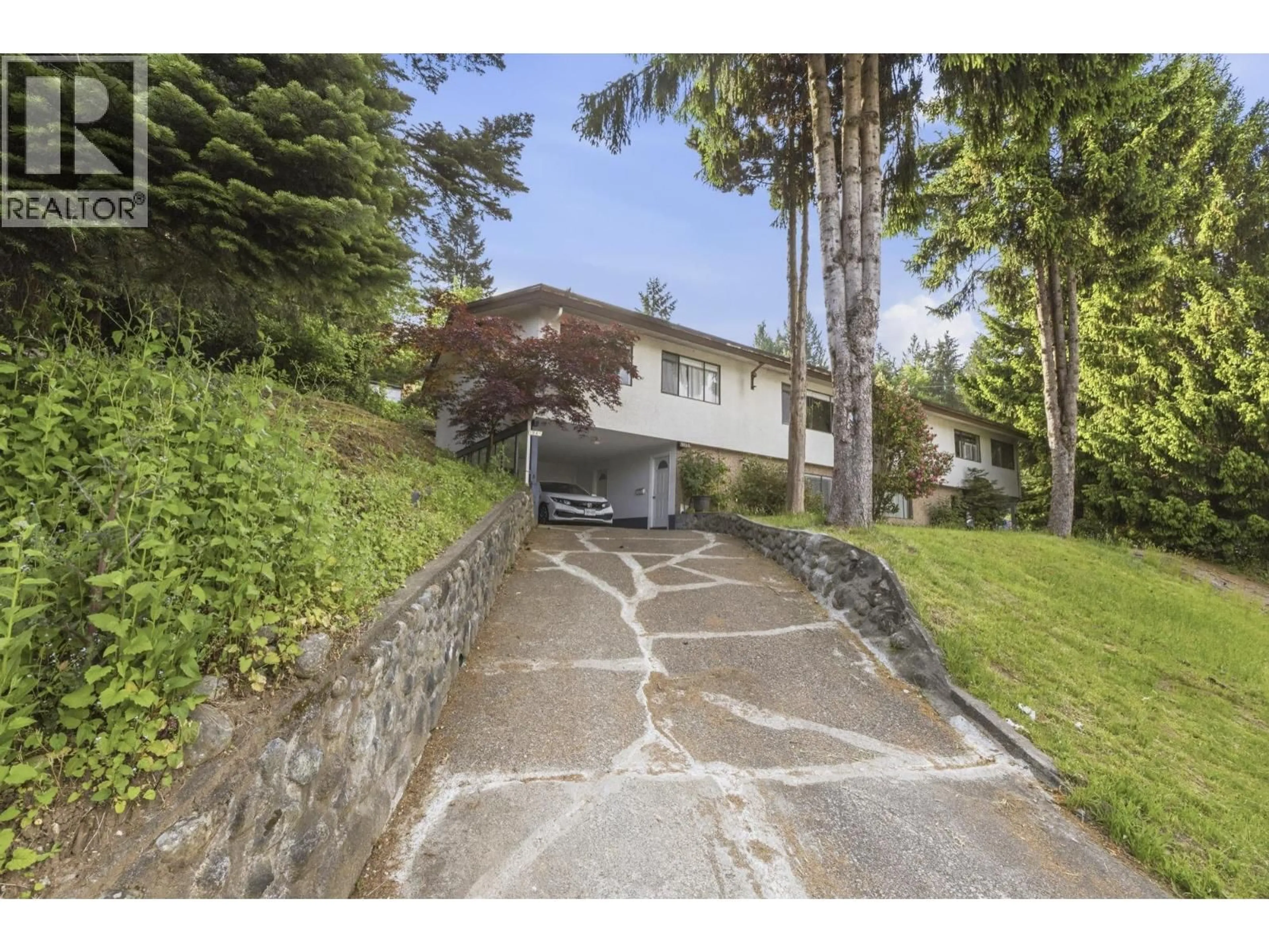 Unknown for 1941 CHARLES STREET, Port Moody British Columbia V3H2M4