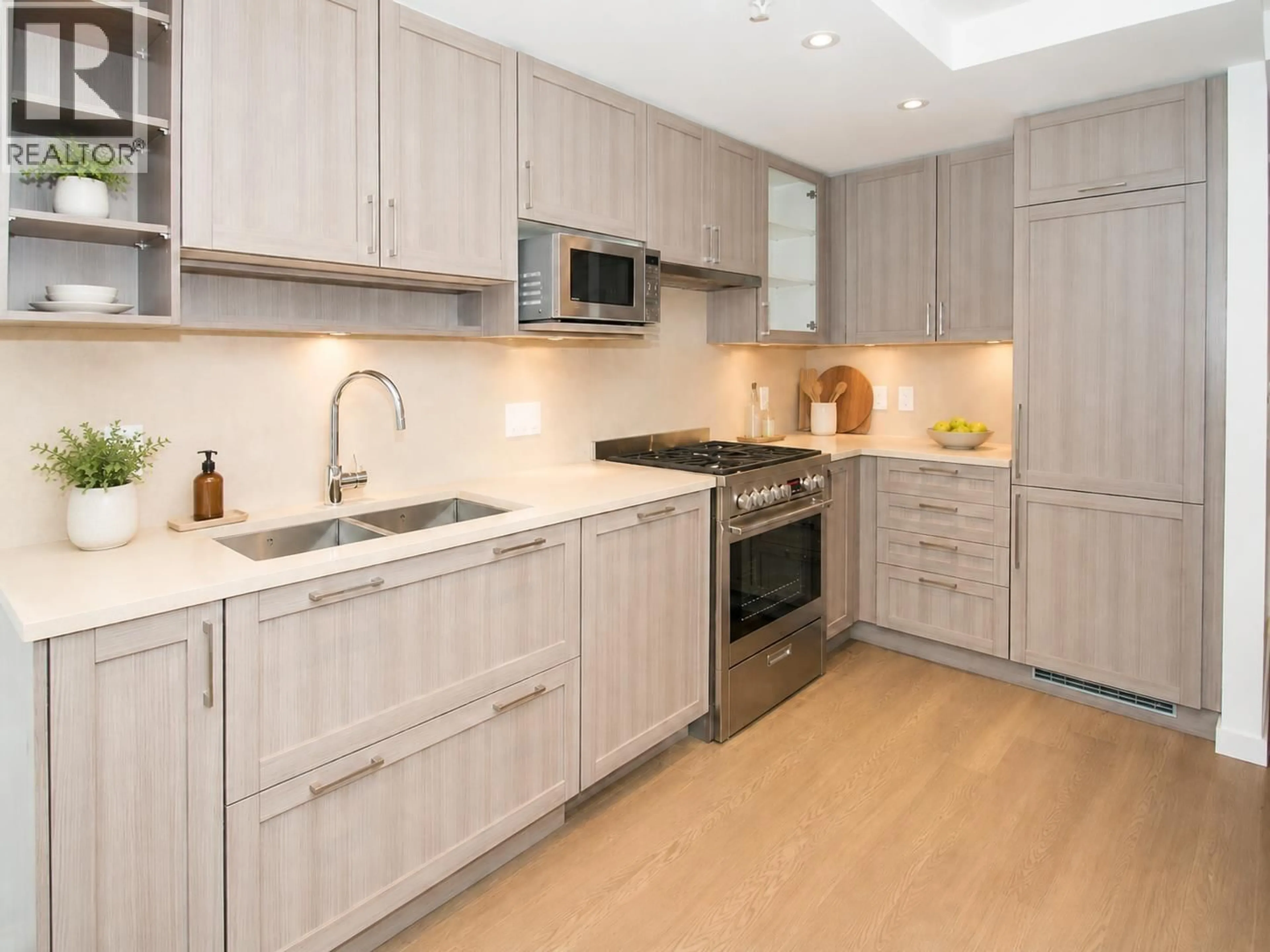 Unknown for 3104 - 5665 BOUNDARY ROAD, Vancouver British Columbia V5R0E4