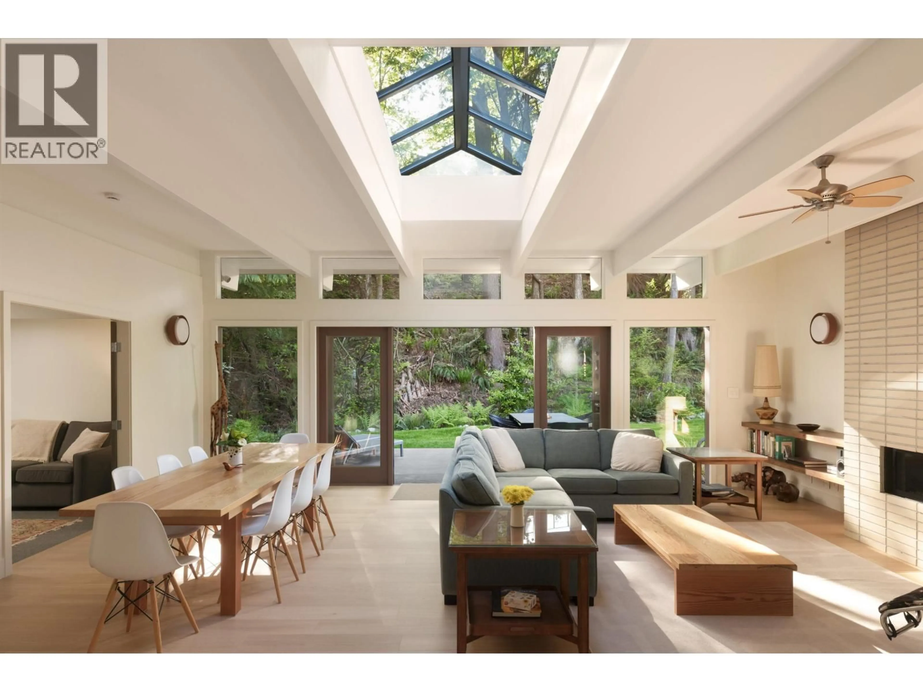 Unknown for 3267 FAIRMONT ROAD, North Vancouver British Columbia V7R2W7