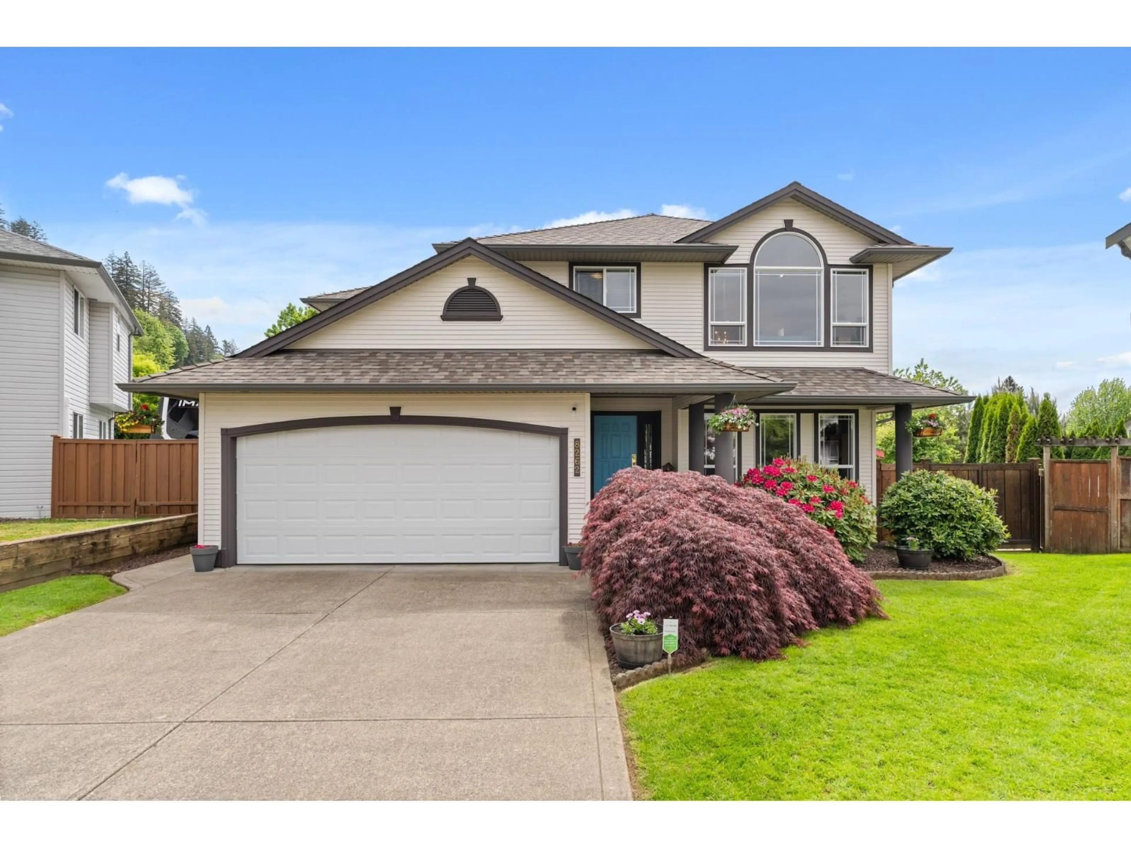Home with vinyl exterior material, street for 8262 WHARTON PLACE, Mission British Columbia V2V7A4