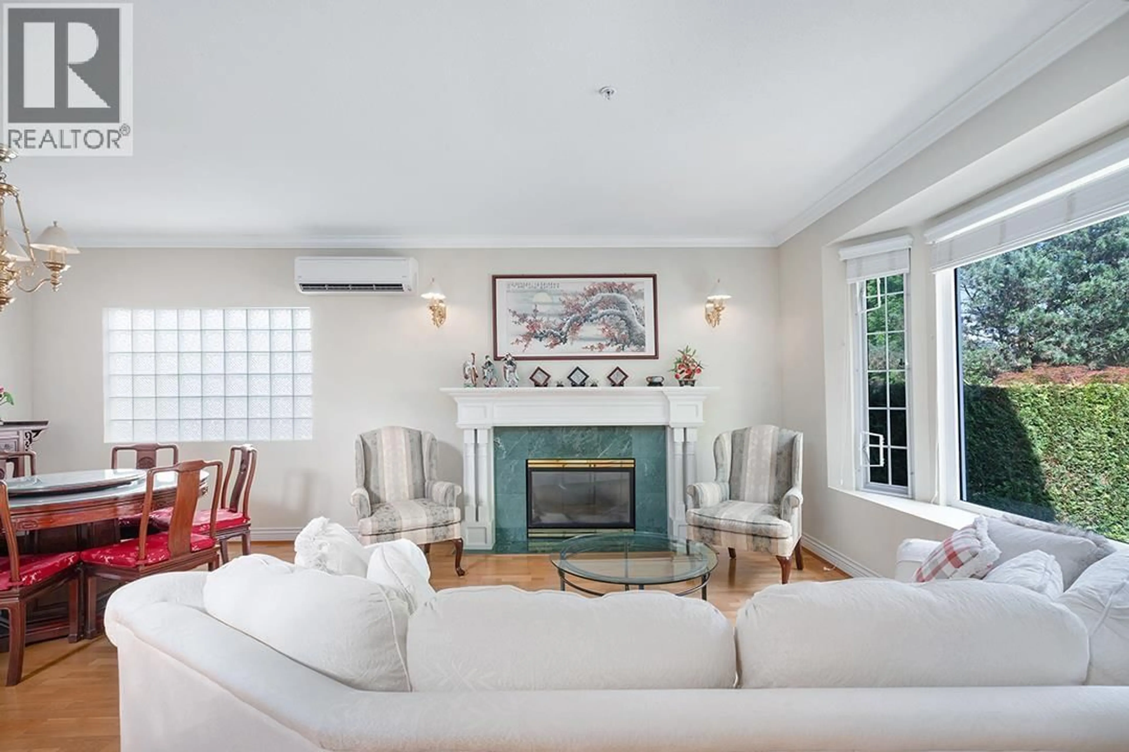 Living room with furniture, unknown for 2933 WATERLOO STREET, Vancouver British Columbia V6R3J4
