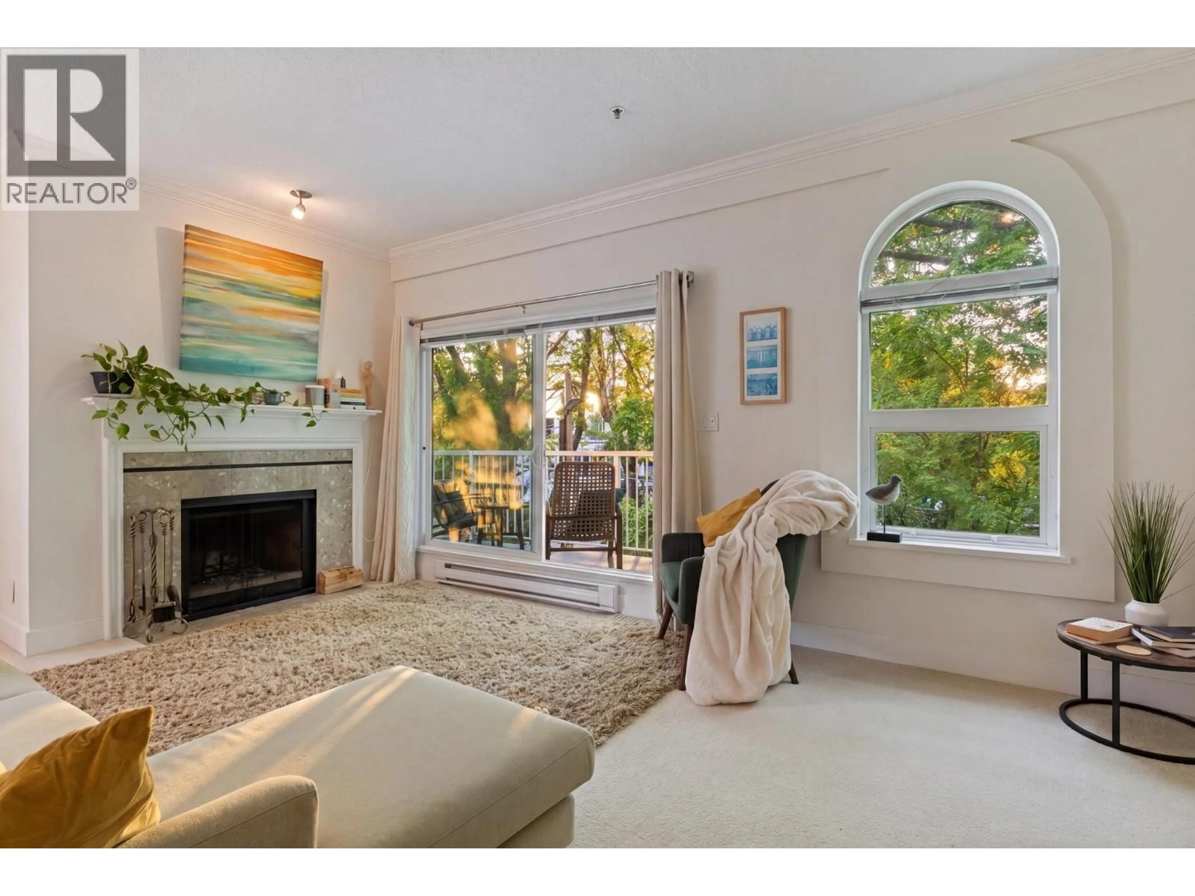 Living room with furniture, unknown for 307 - 2256 7TH AVENUE, Vancouver British Columbia V6K1Y2