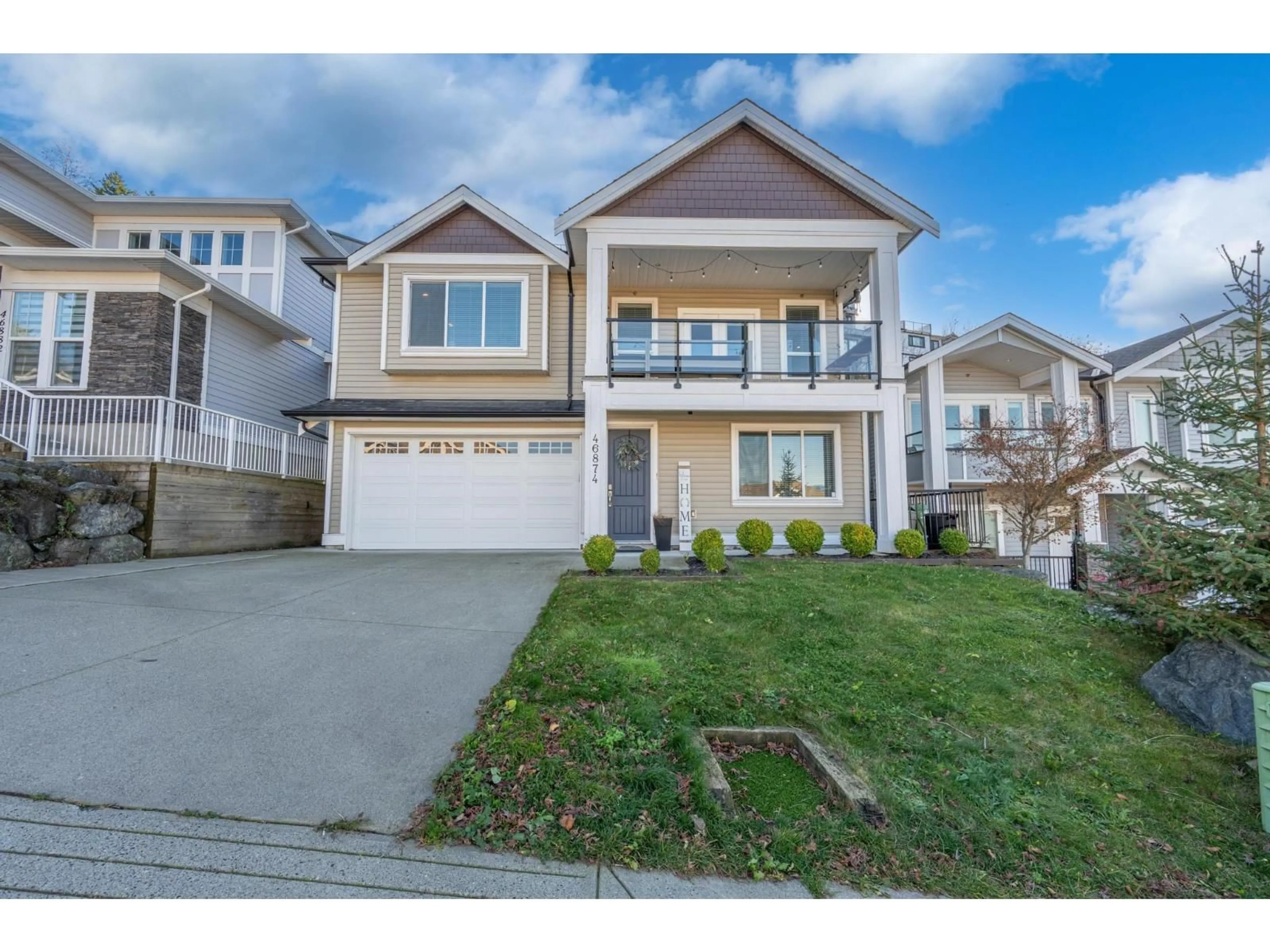 Home with vinyl exterior material, street for 46874 SYLVAN DRIVE, Chilliwack British Columbia V2R0J8