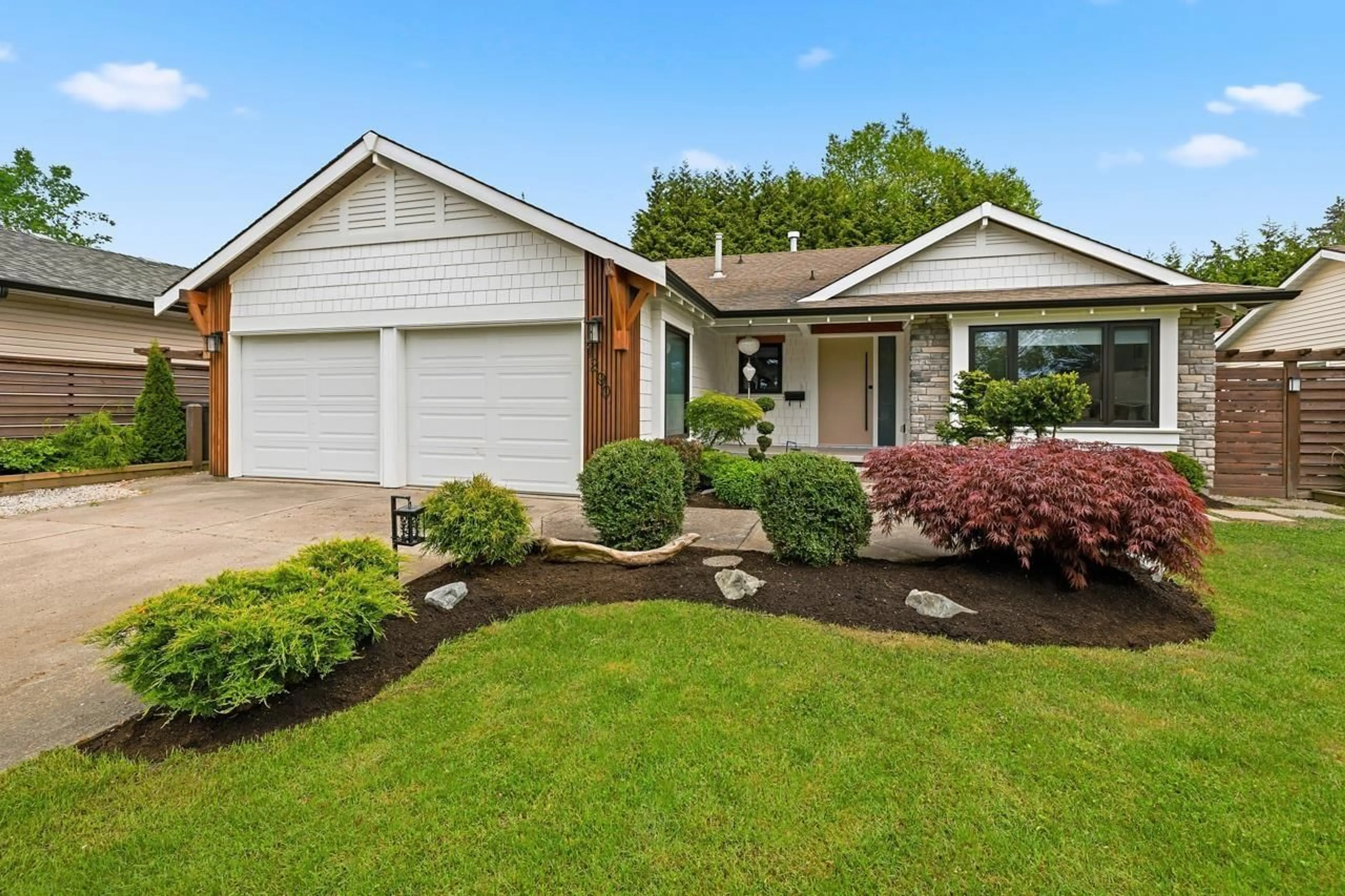 Home with vinyl exterior material, street for 1290 163A STREET, Surrey British Columbia V4A8E6
