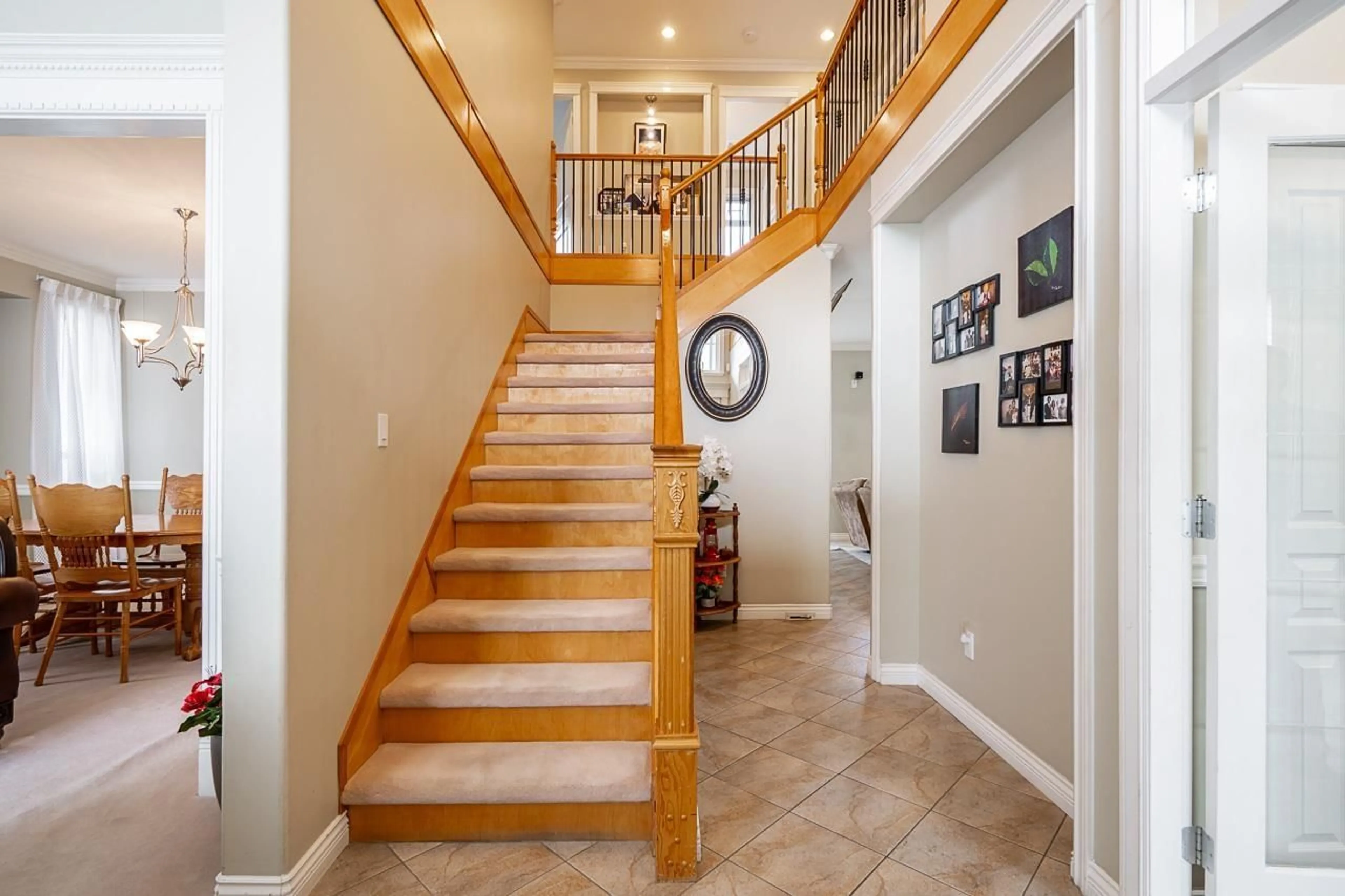 Unknown for 13053 96A AVENUE, Surrey British Columbia V3T5N3