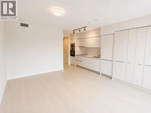 620 - 180 2ND AVENUE, Vancouver 4