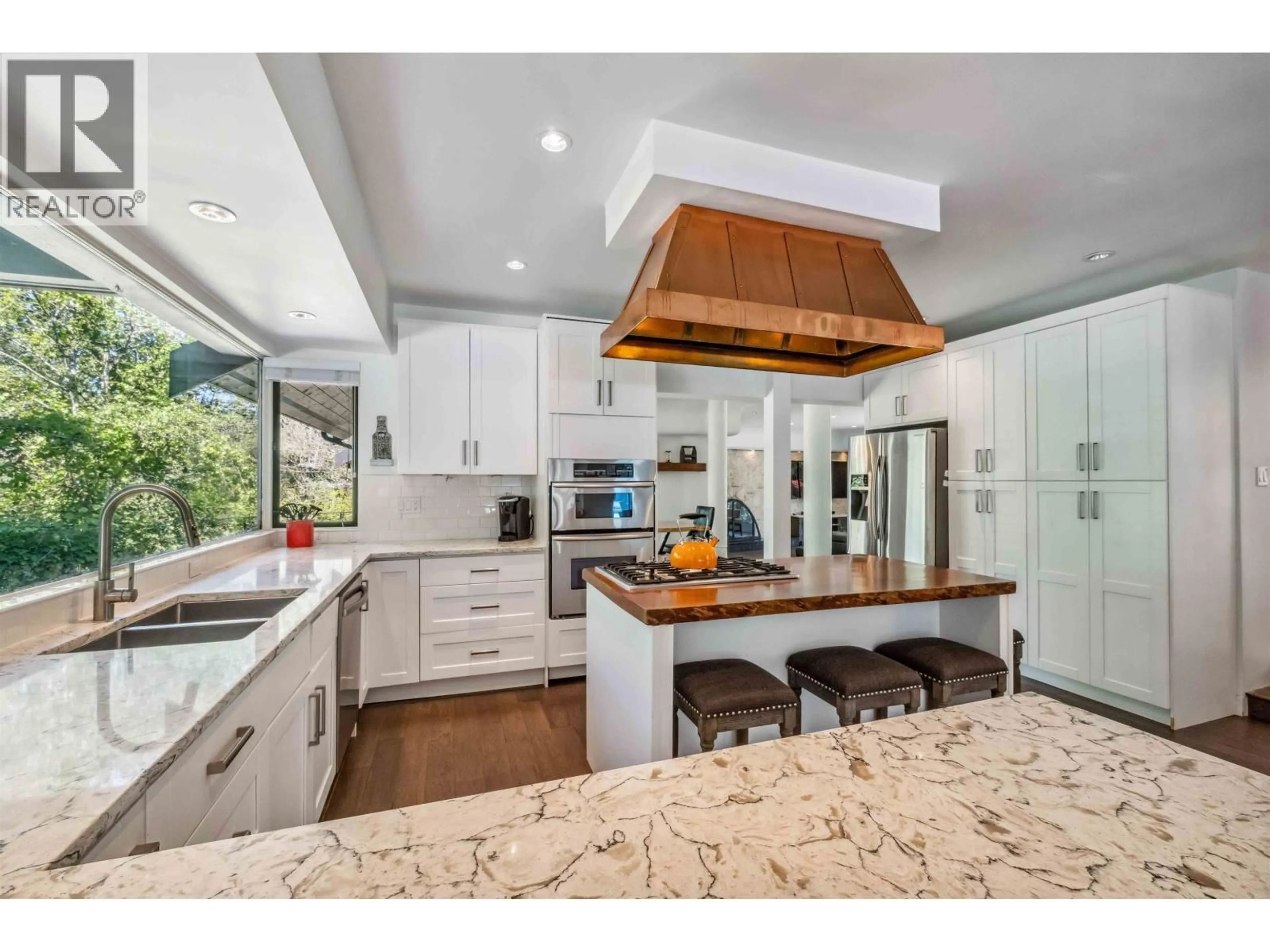 Contemporary kitchen, ceramic/tile floor for 1 - 23100 129 AVENUE, Maple Ridge British Columbia V2X0M5