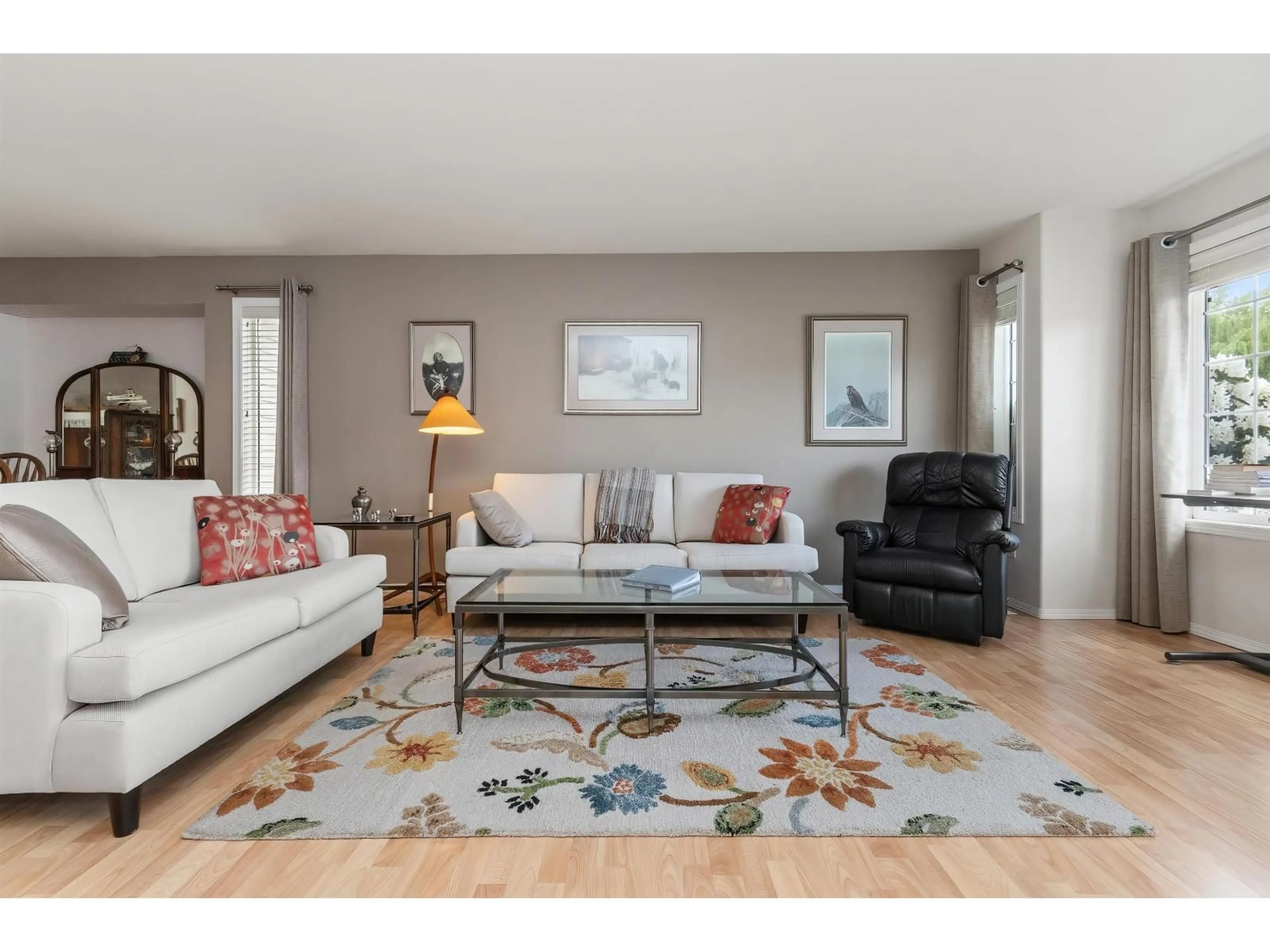 Living room with furniture, unknown for 44 - 46485 AIRPORT ROAD, Chilliwack British Columbia V2P7Y1