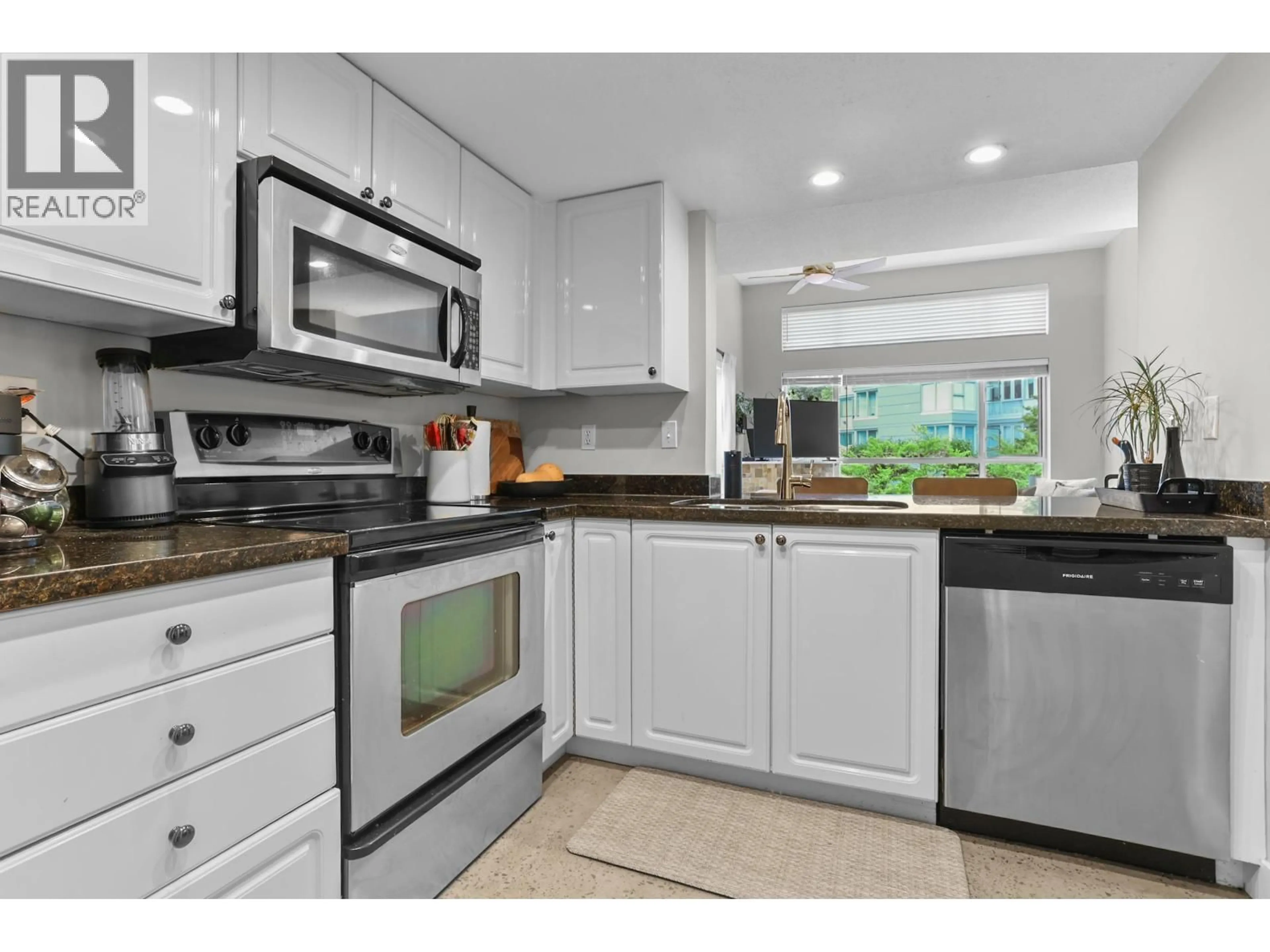 Standard kitchen, unknown for 402 - 220 NEWPORT DRIVE, Port Moody British Columbia V3H5B8