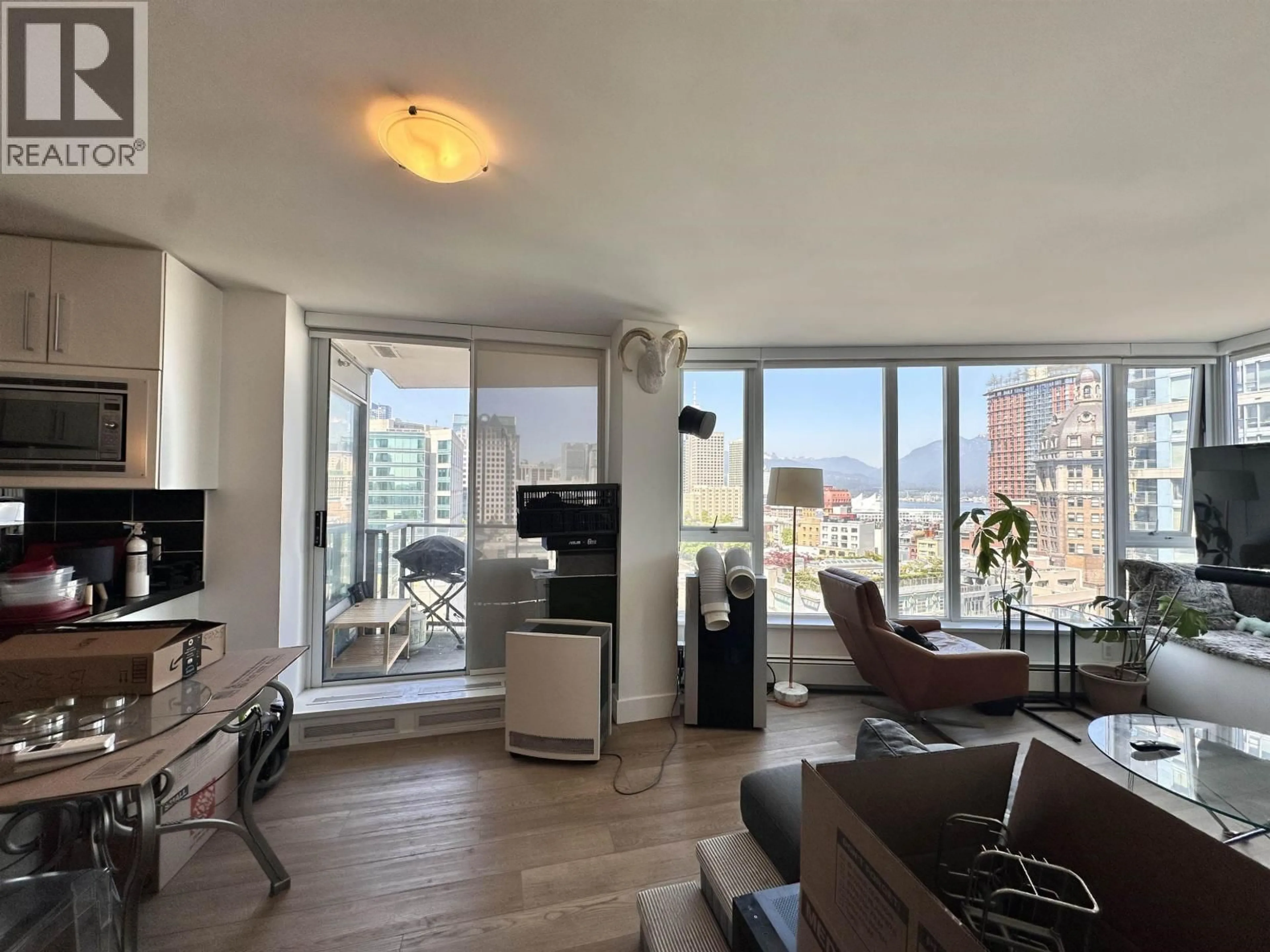 Living room with furniture, unknown for 2203 - 188 KEEFER PLACE, Vancouver British Columbia V6B0J1