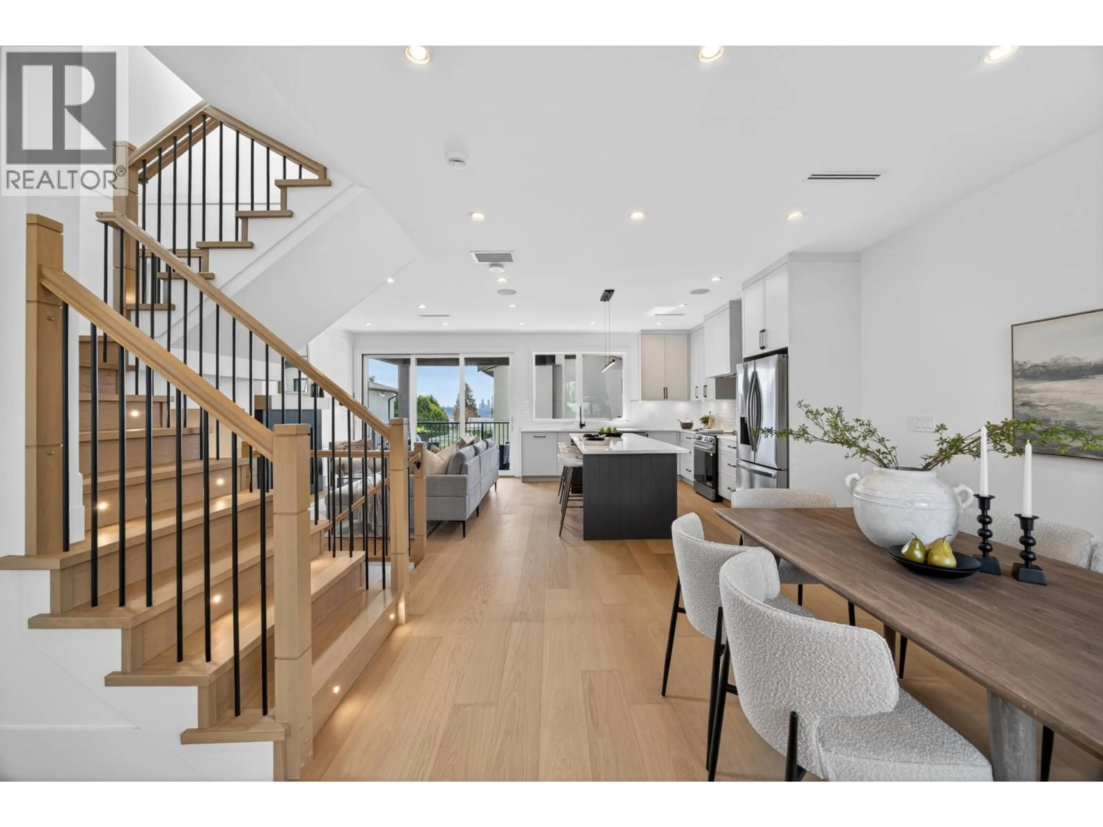 Unknown for 1152 CHARLAND AVENUE, Coquitlam British Columbia V3K3L1