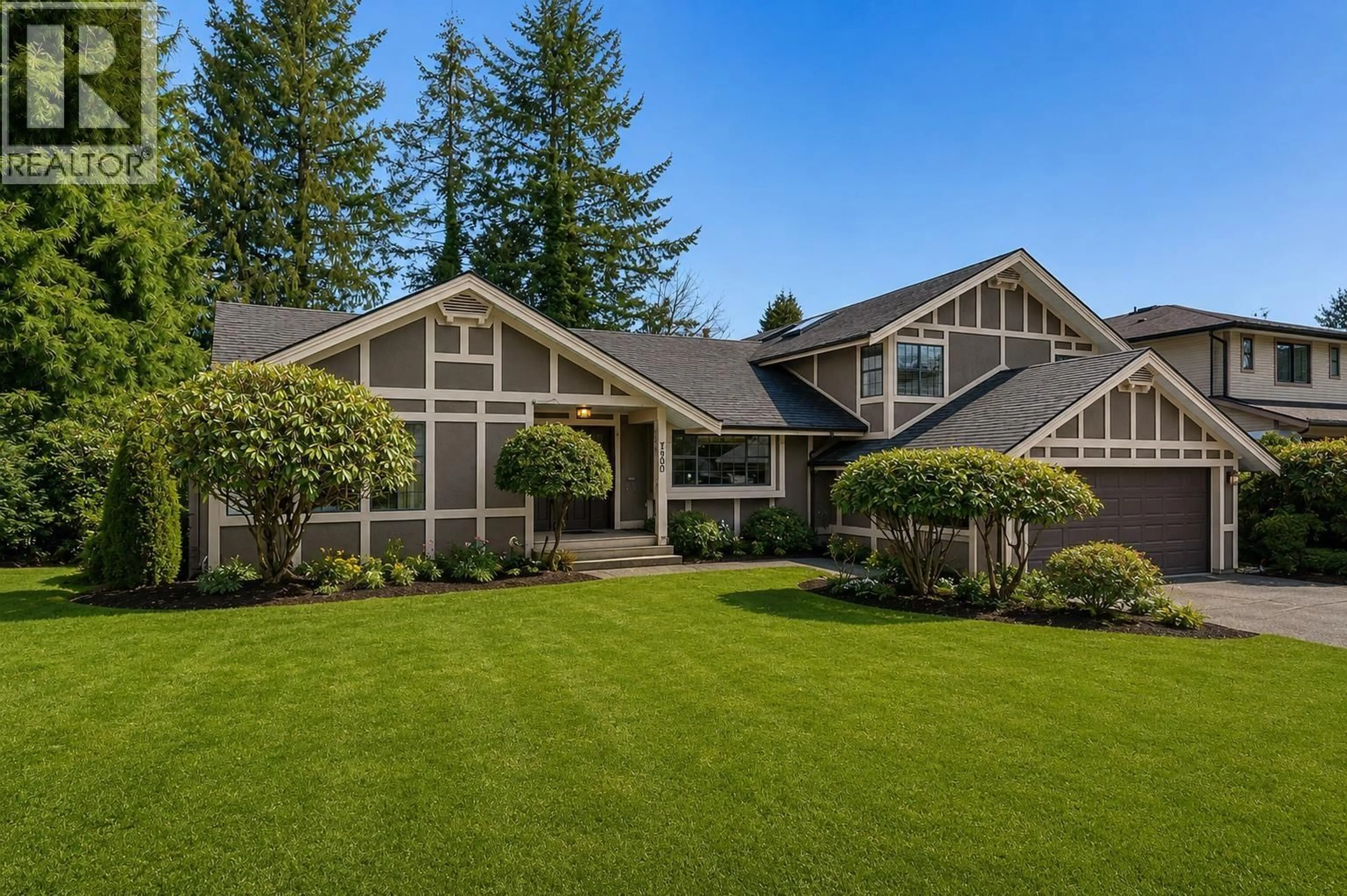 Home with vinyl exterior material, unknown for 7960 WESTLAKE STREET, Burnaby British Columbia V5A4J9