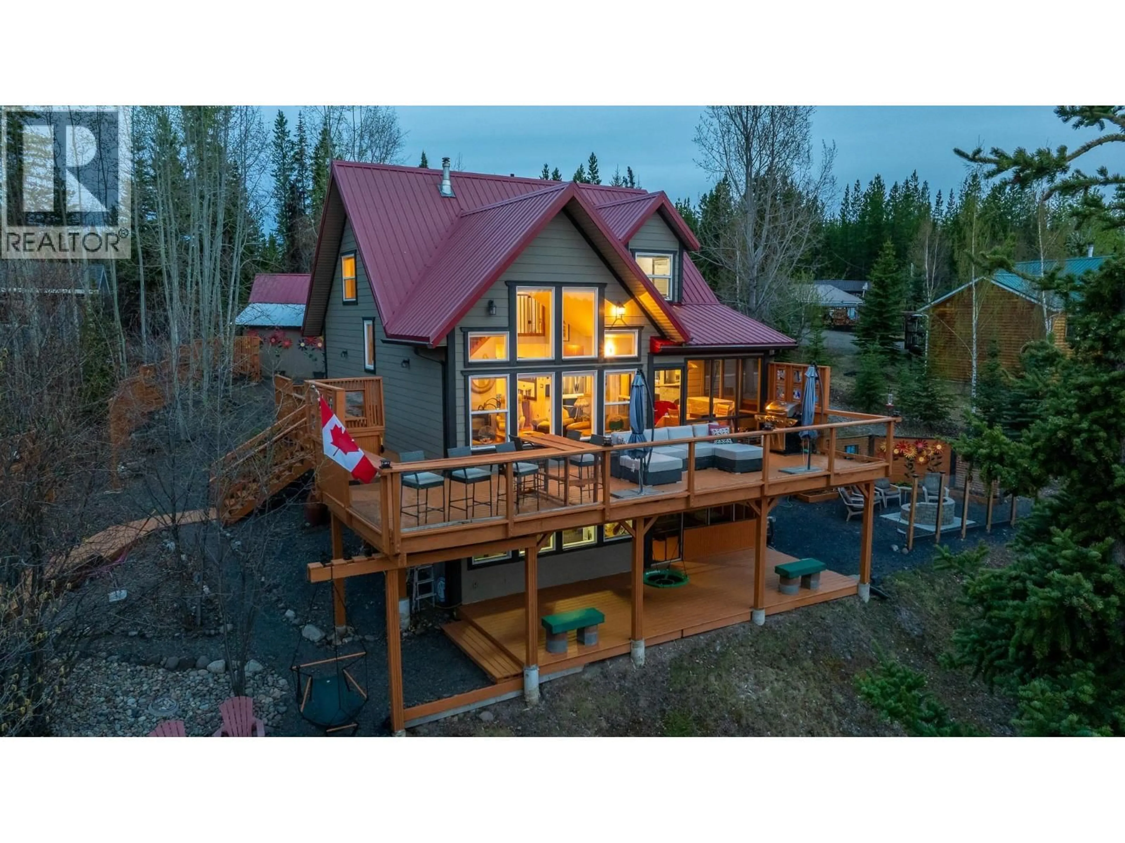 A pic from outside/outdoor area/front of a property/back of a property/a pic from drone, unknown for 56954 SOMERSET DRIVE, Cluculz Lake British Columbia V0J3A3