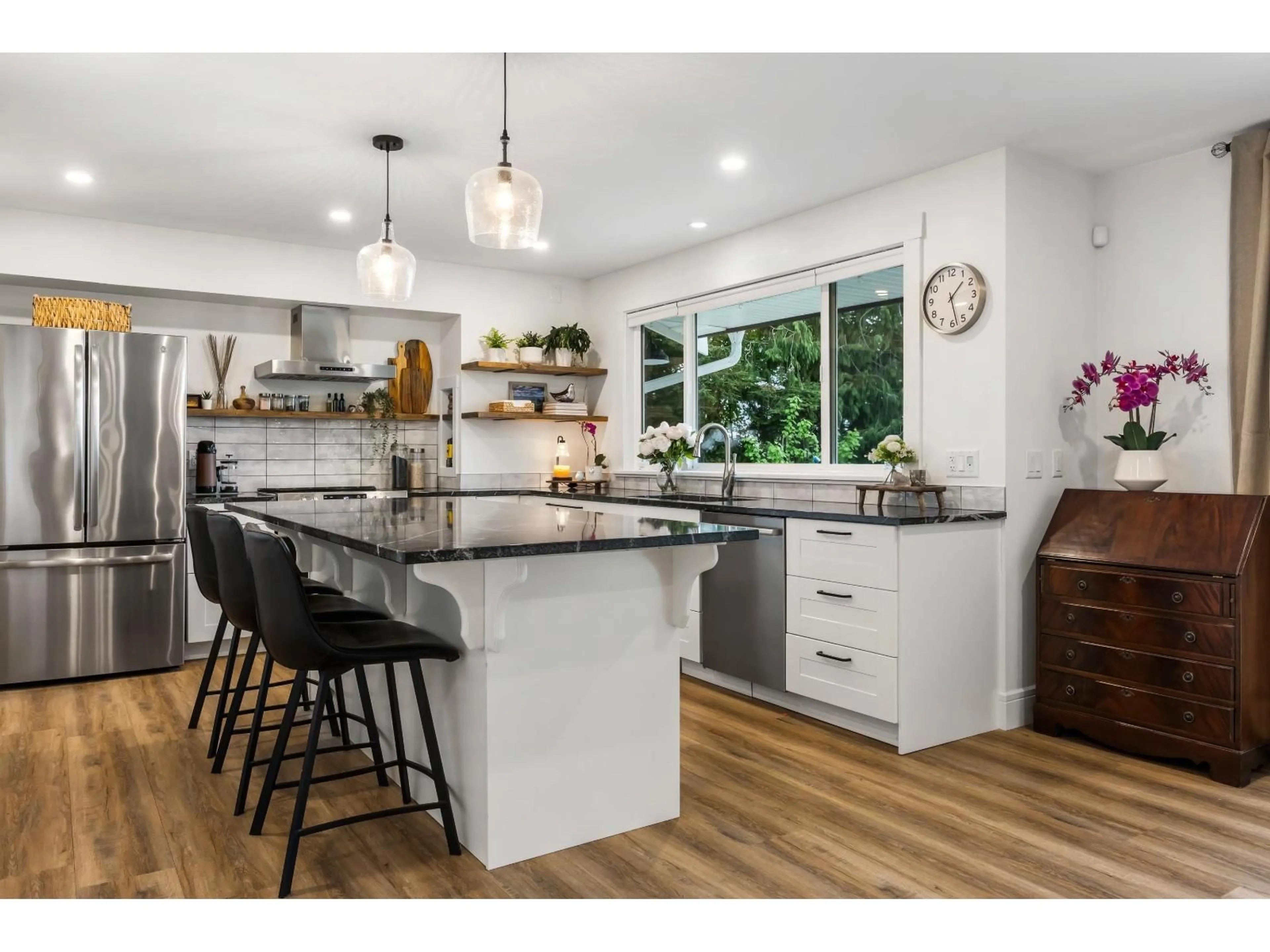 Open concept kitchen, unknown for 42299 HIGHLAND DRIVE, Yarrow British Columbia V2R5H2