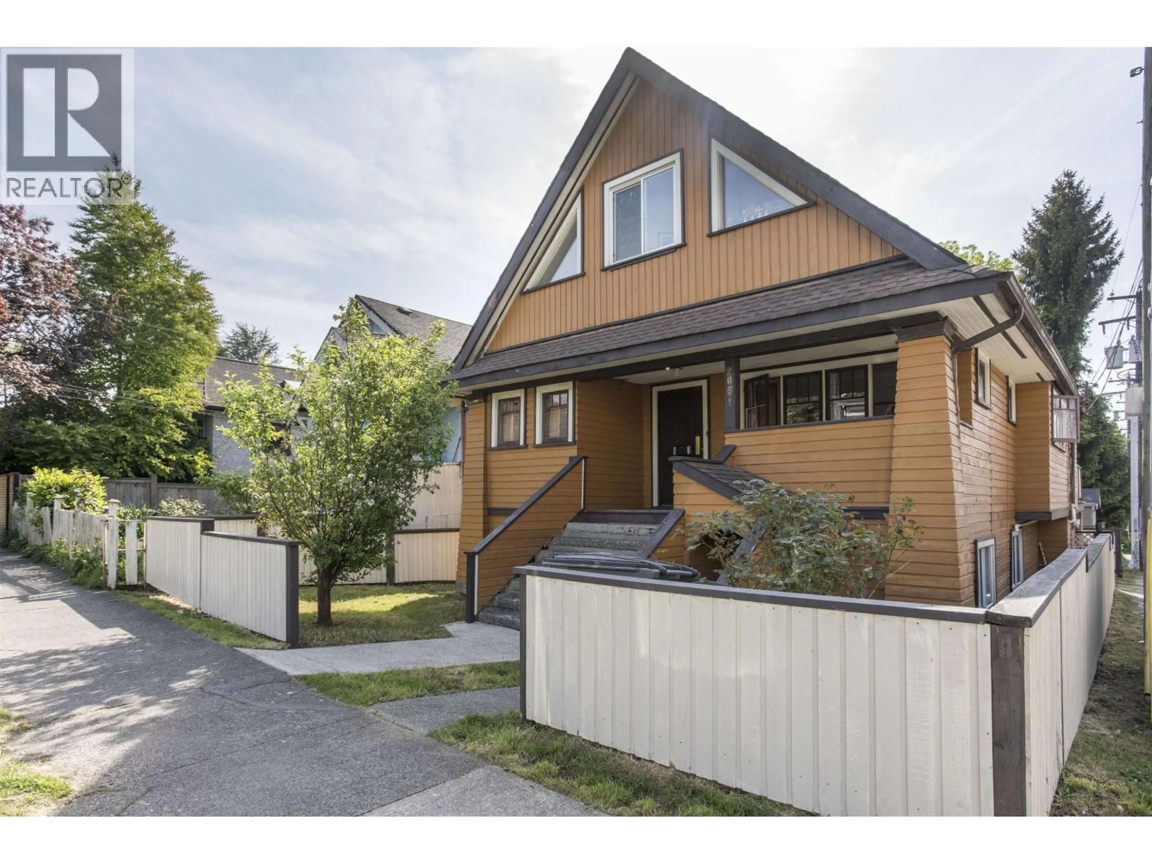 Unknown for 2051 STEPHENS STREET, Vancouver British Columbia V6K3W2