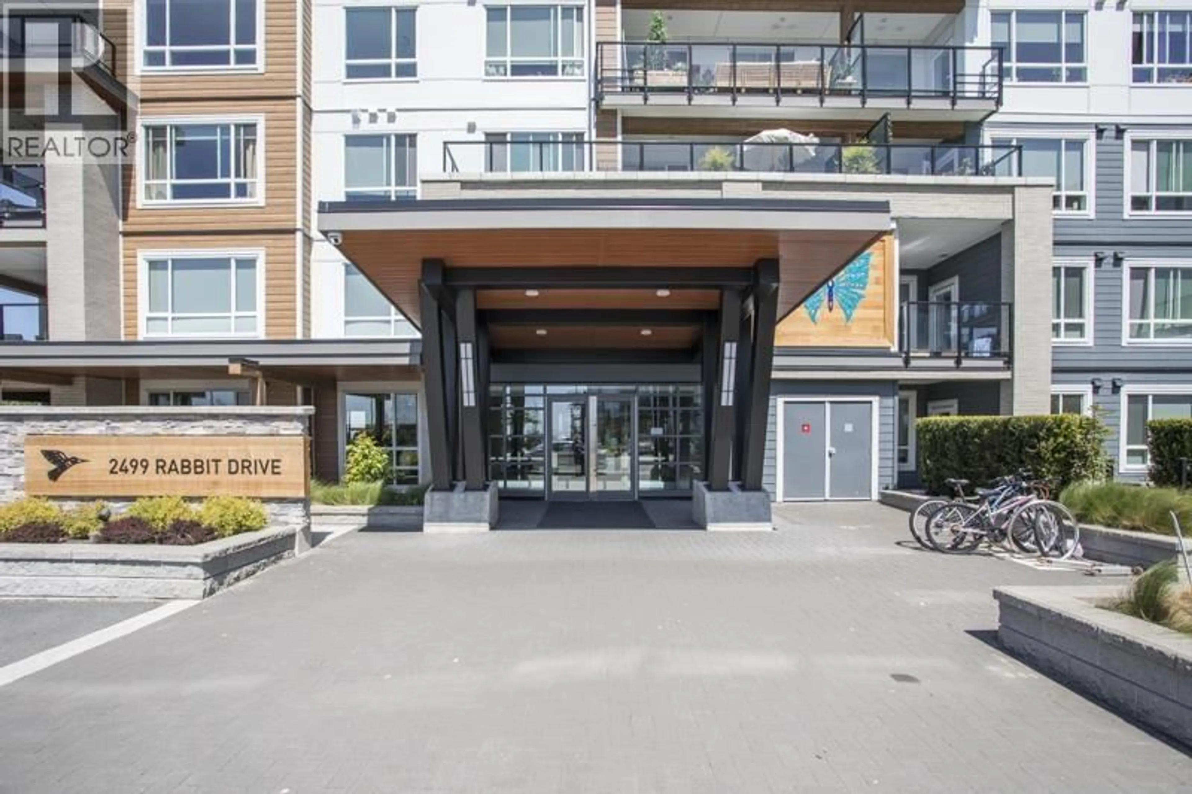 Indoor foyer for 306 - 2499 RABBIT DRIVE, Tsawwassen British Columbia V4M0G4