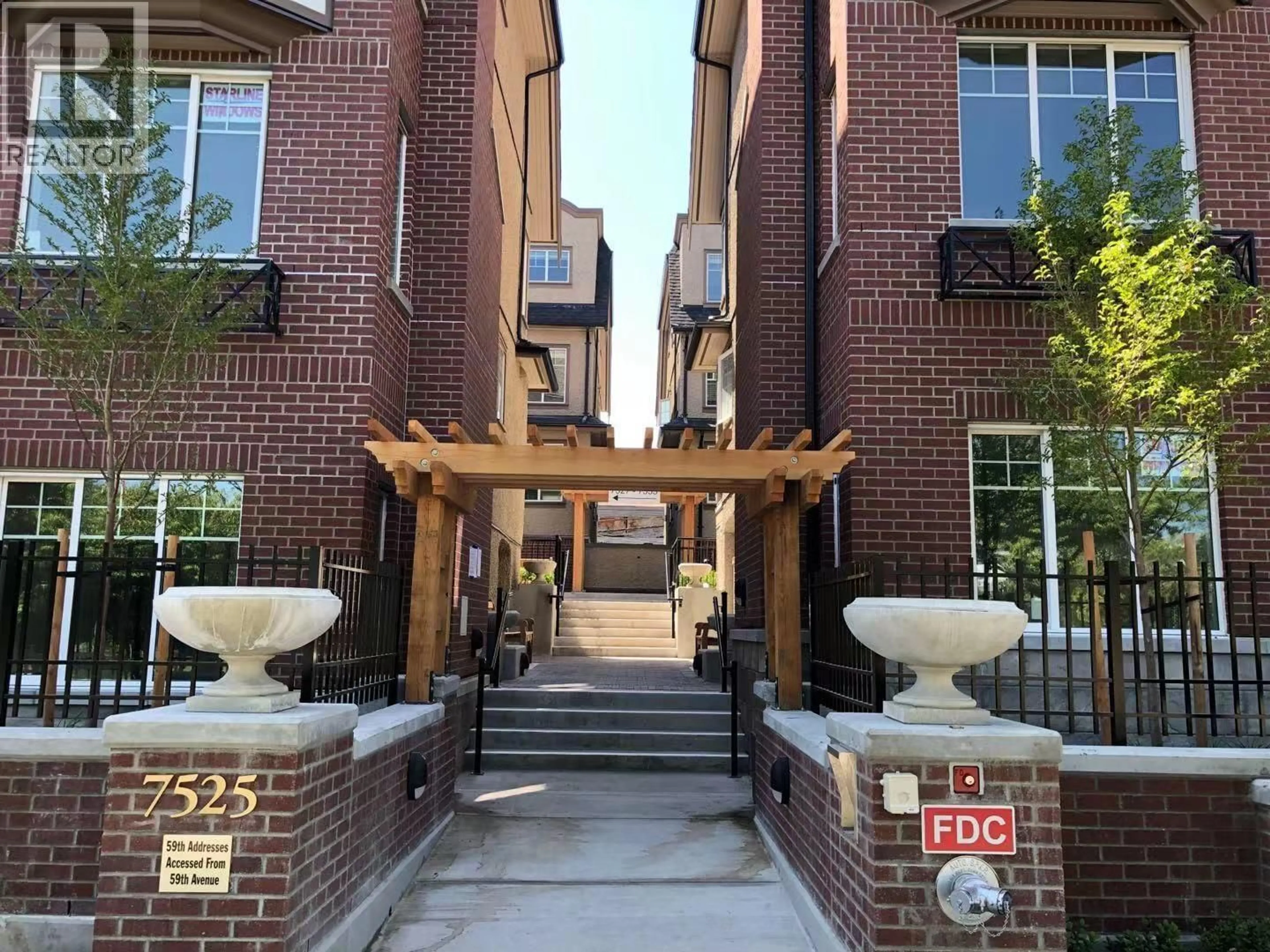 Unknown for 7529 YUKON STREET, Vancouver British Columbia V5X2Y4