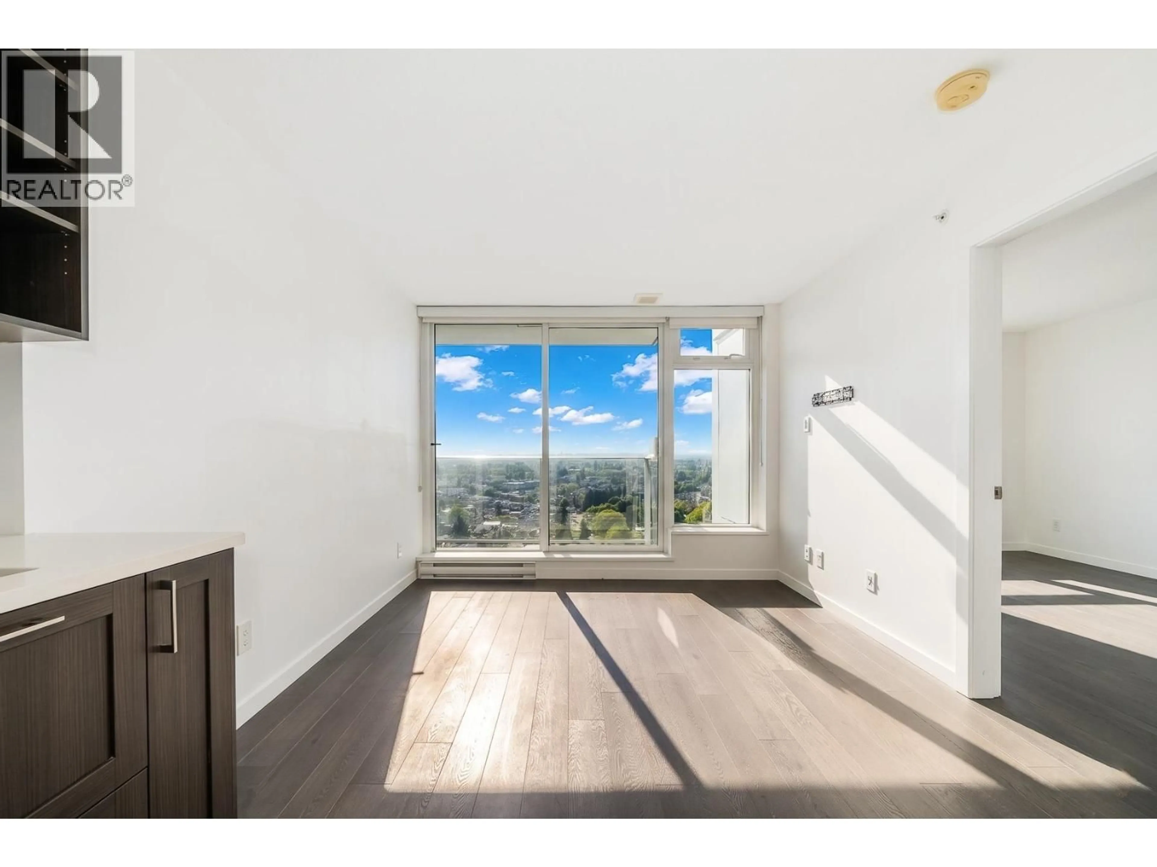Unknown for 2601 - 5515 BOUNDARY ROAD, Vancouver British Columbia V5R0E3