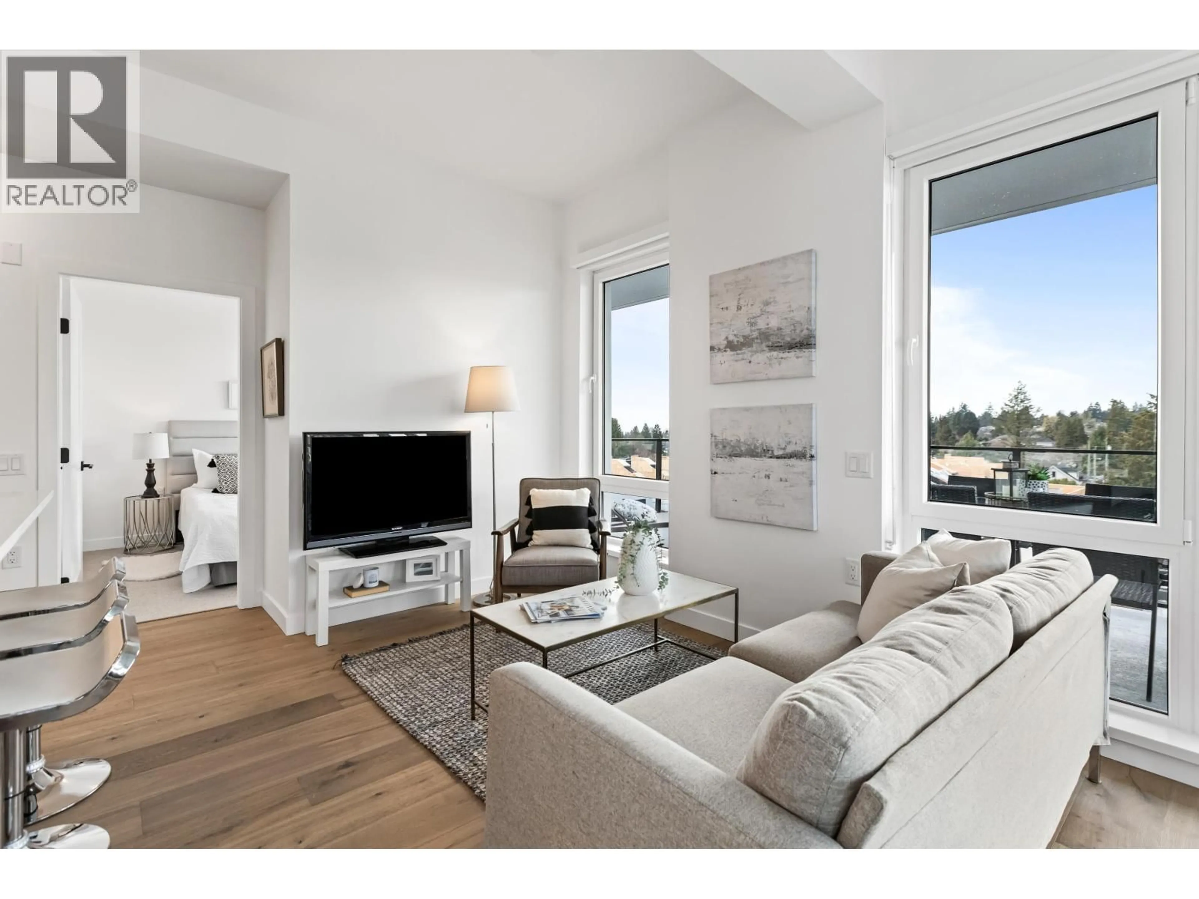 Living room with furniture, unknown for 603 - 6859 CAMBIE STREET, Vancouver British Columbia V6P0M4