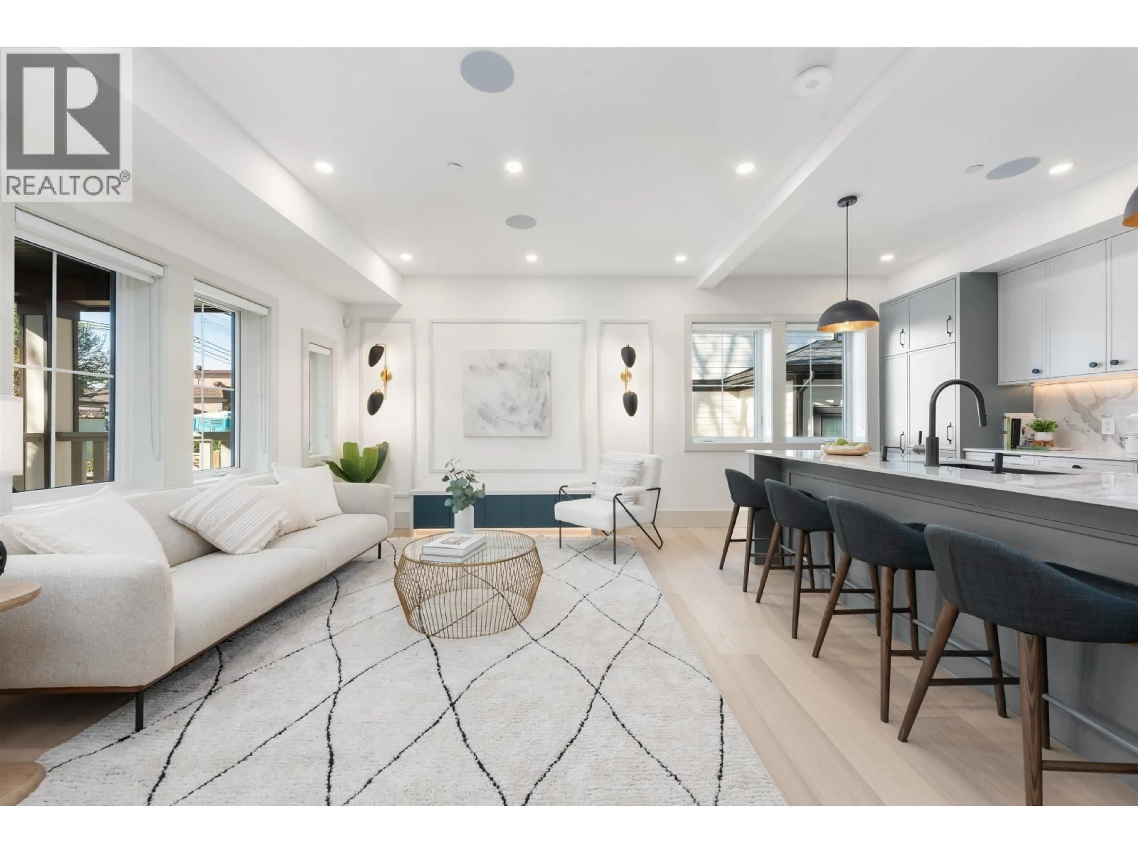 Unknown for 1 - 375 33RD AVENUE, Vancouver British Columbia V5V2Z8
