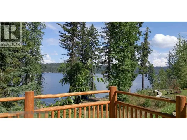 6725 MILLAR ROAD, Horsefly 5