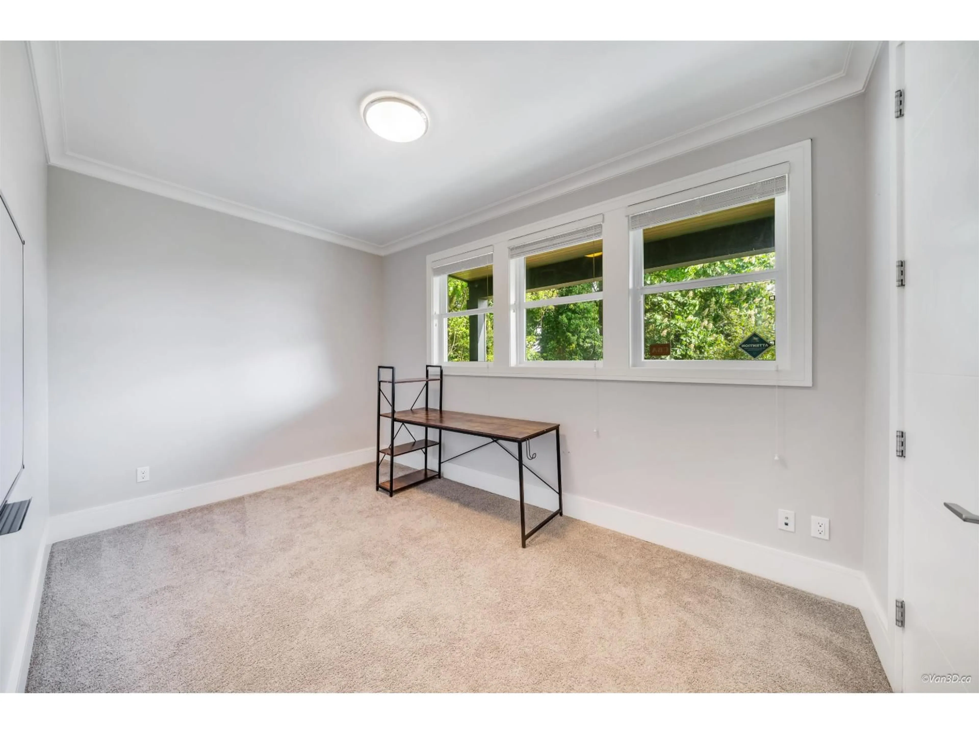 A pic of a room for 15764 BUENA VISTA AVENUE, White Rock British Columbia V4B2A1