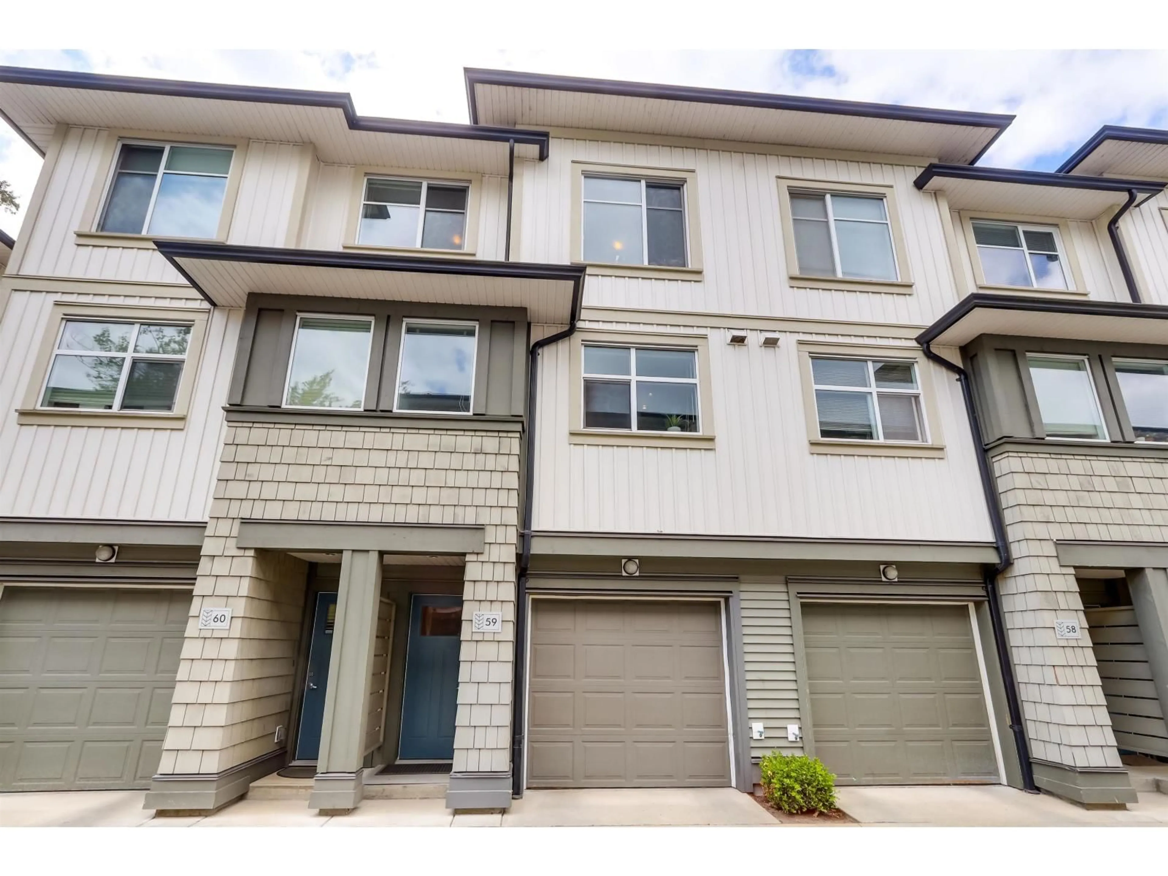 Unknown for 59 - 8355 164 STREET, Surrey British Columbia V4N1E3