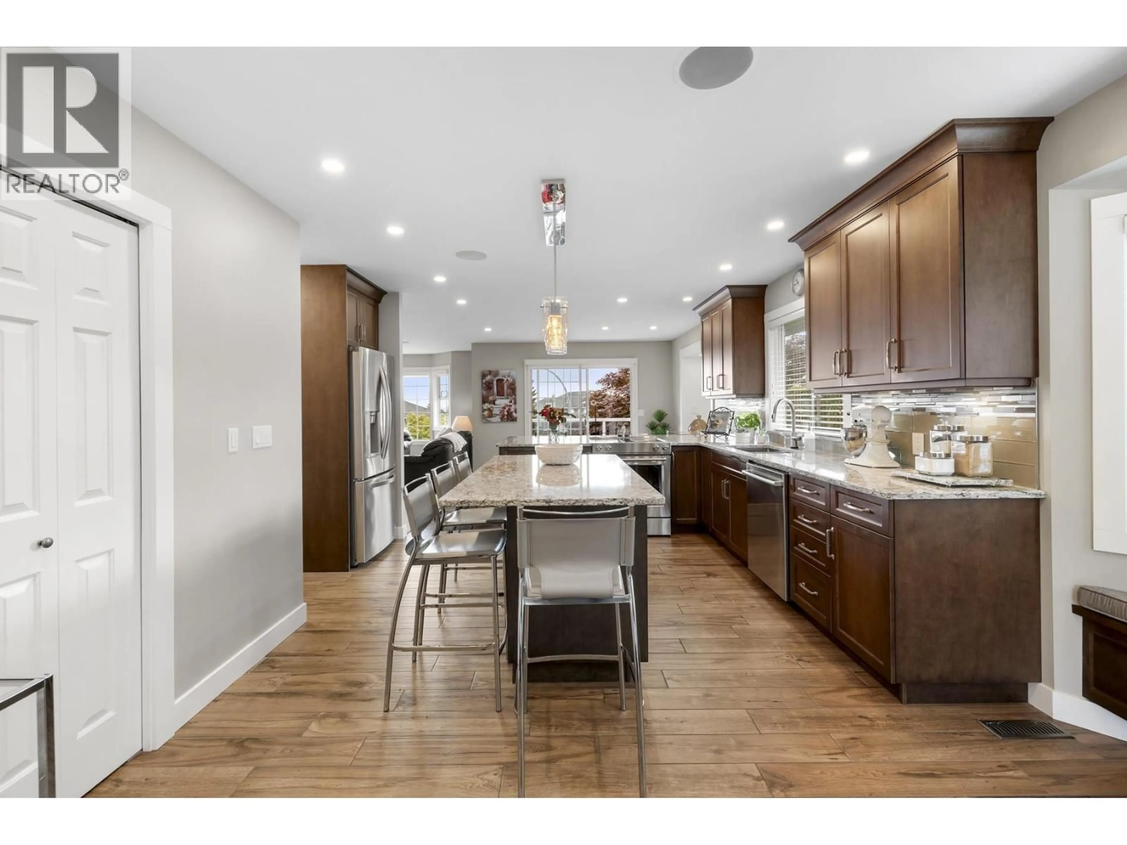 Open concept kitchen, unknown for 1255 KENSINGTON PLACE, Port Coquitlam British Columbia V3C5N9
