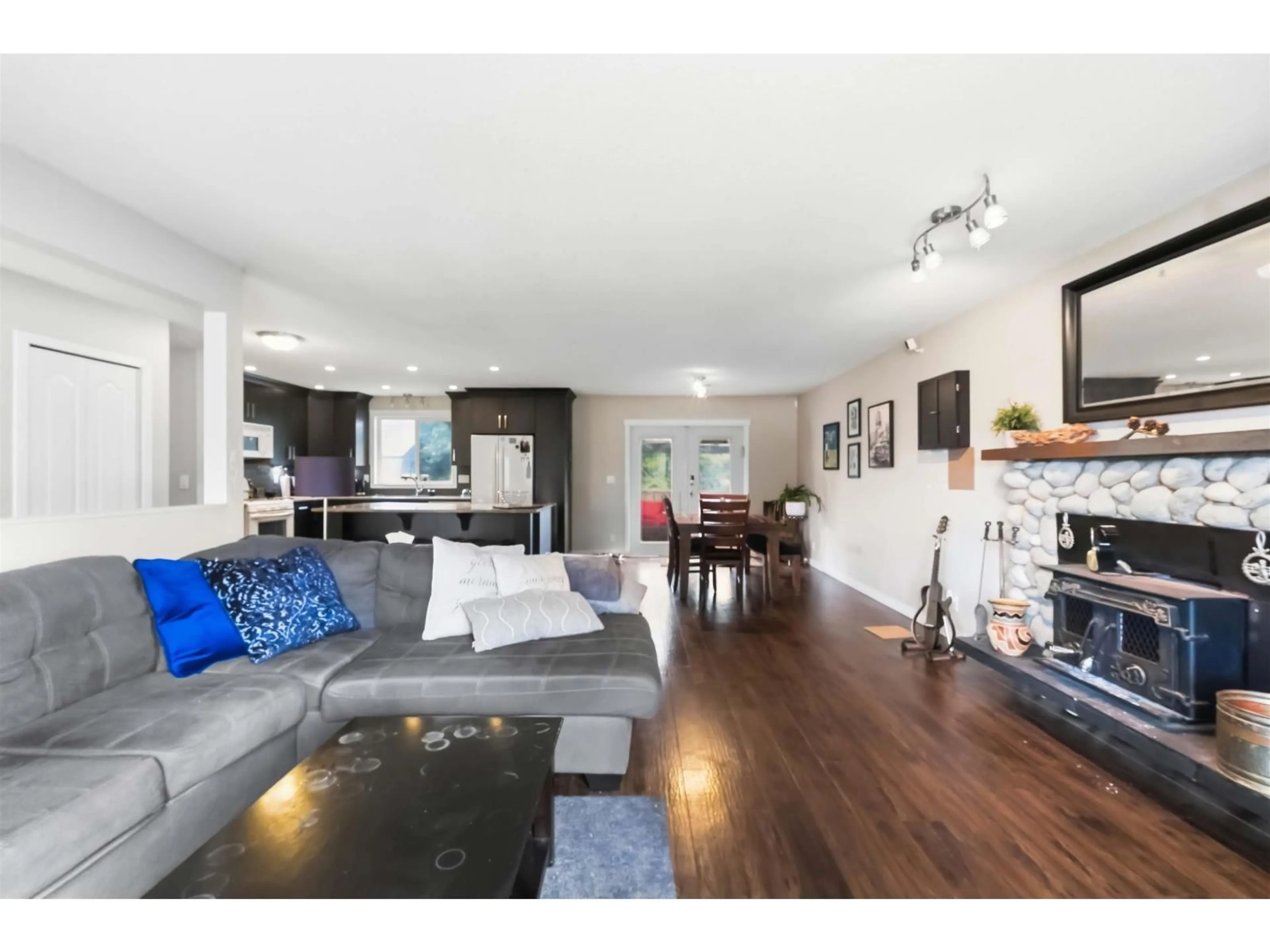 Unknown for 4618 207A STREET, Langley British Columbia V3A5N3