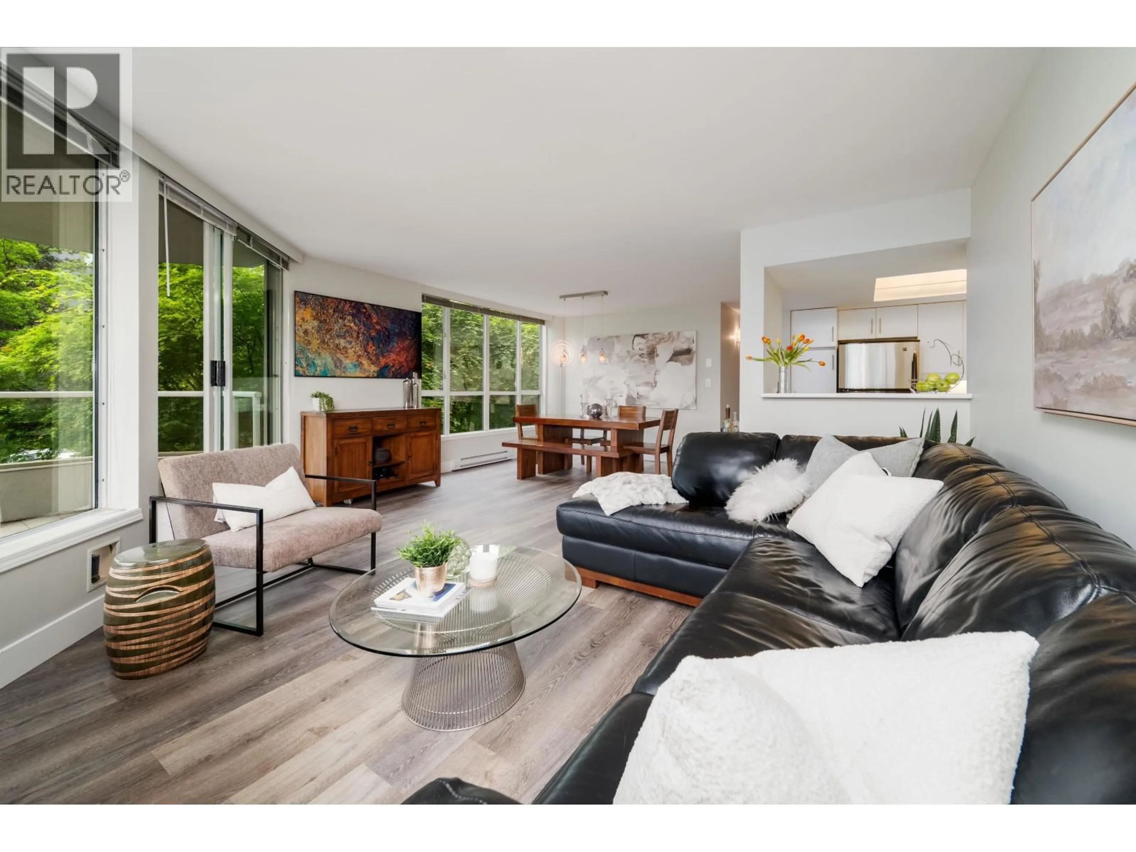Living room with furniture, unknown for 203 - 408 LONSDALE AVENUE, North Vancouver British Columbia V7M2G5